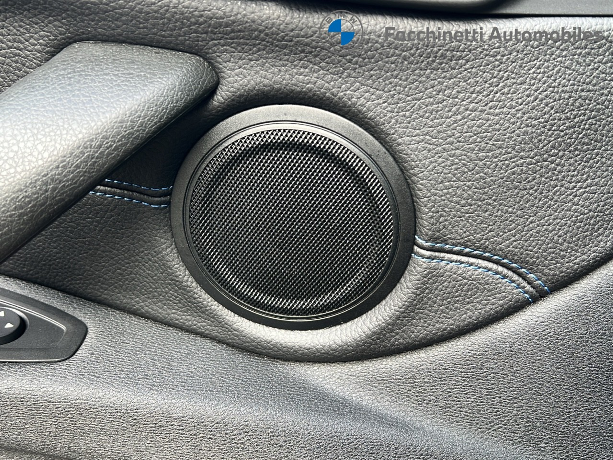 listing desktop thumbnail image 20