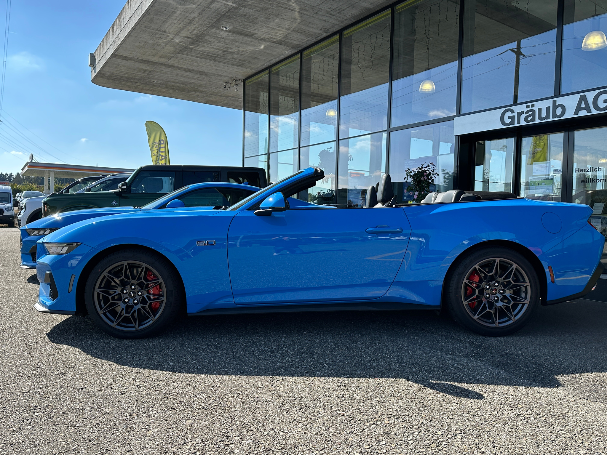 listing desktop thumbnail image 9