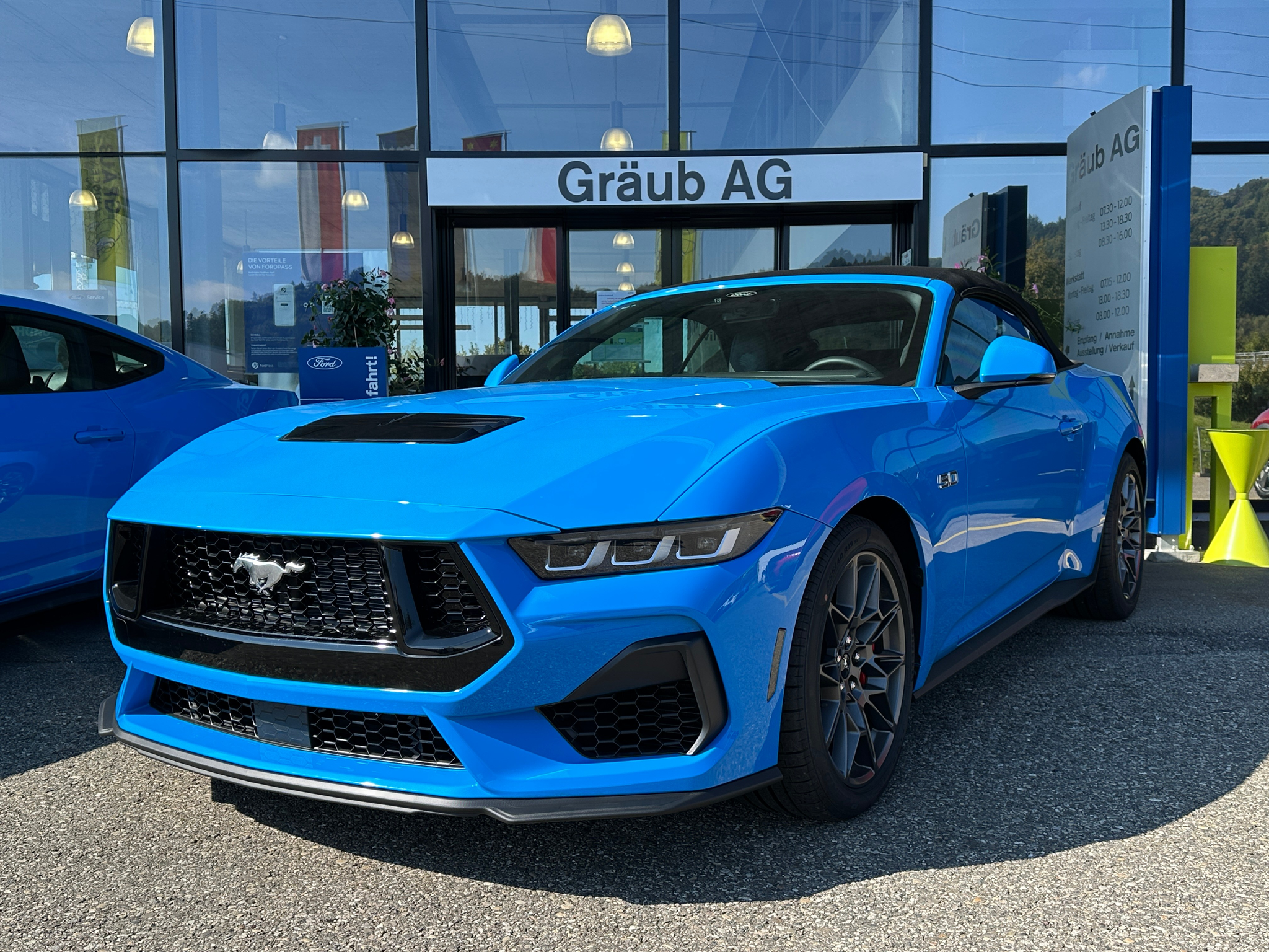 listing desktop thumbnail image 1