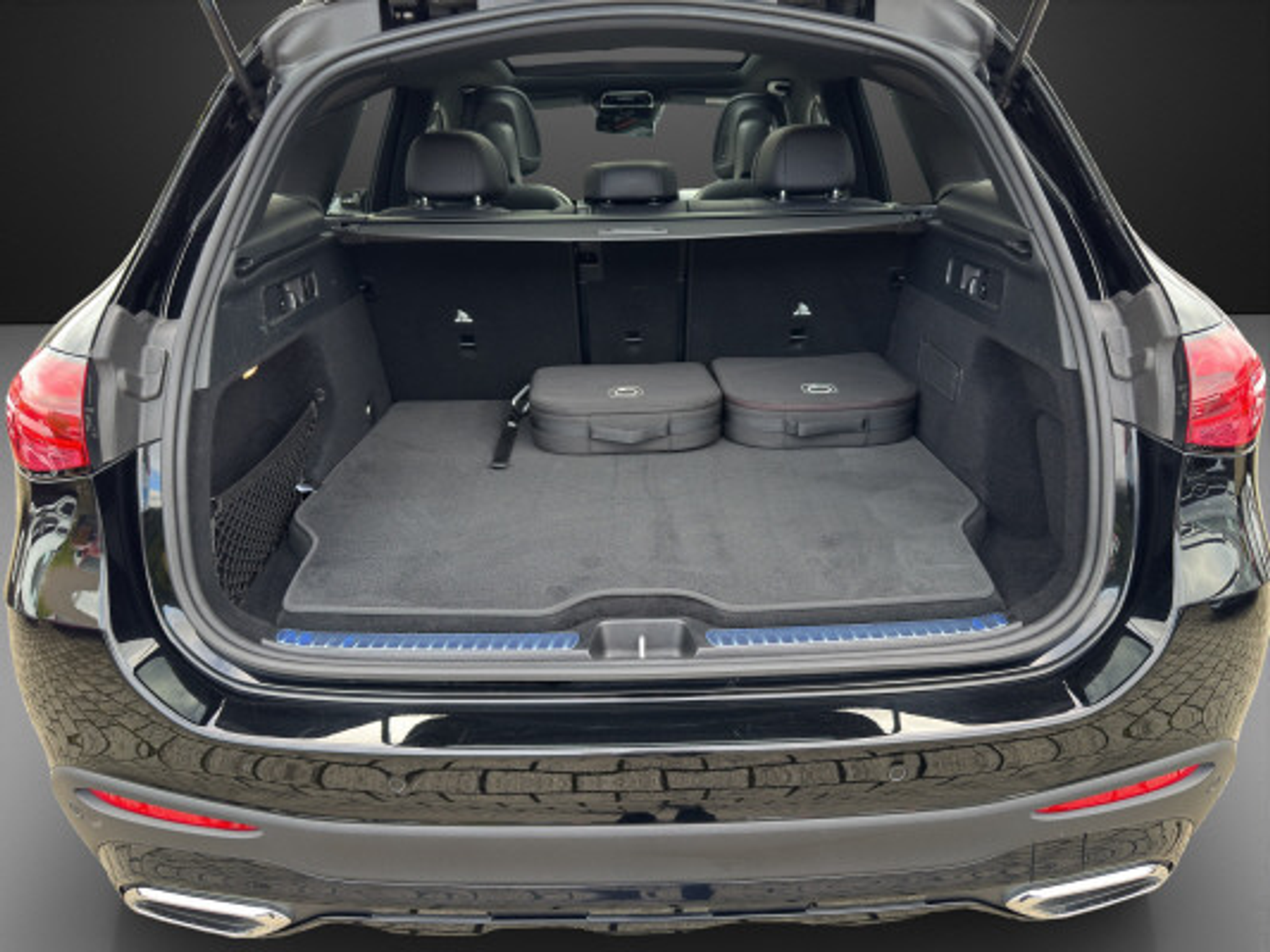 listing desktop thumbnail image 12