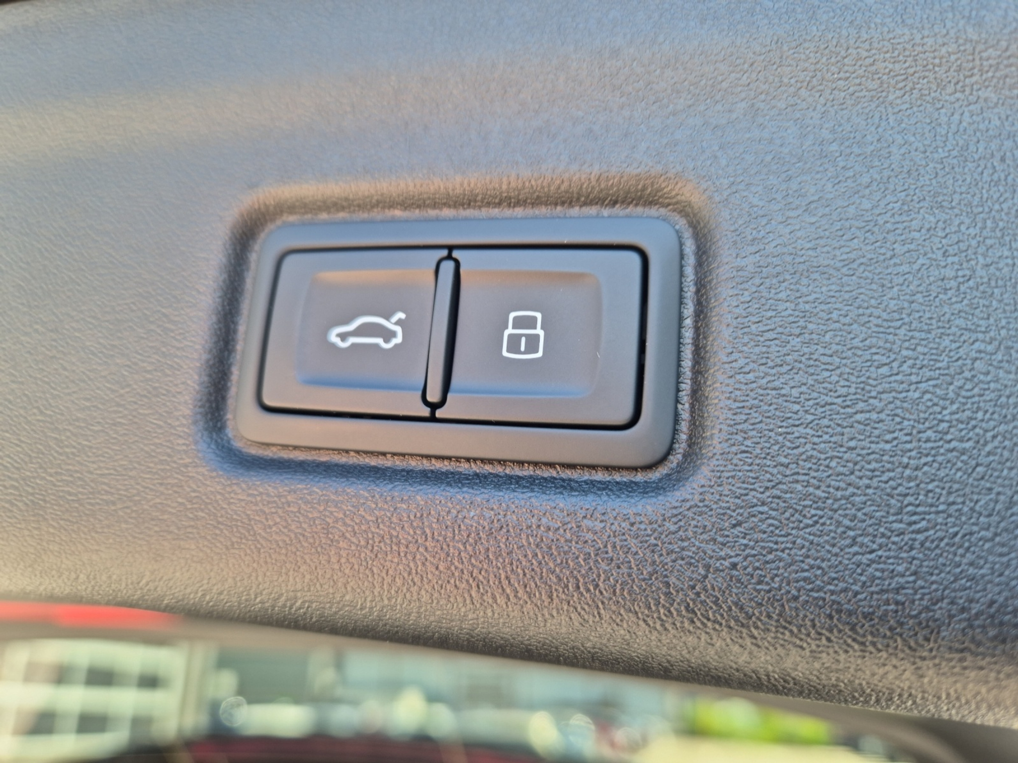 listing desktop thumbnail image 10