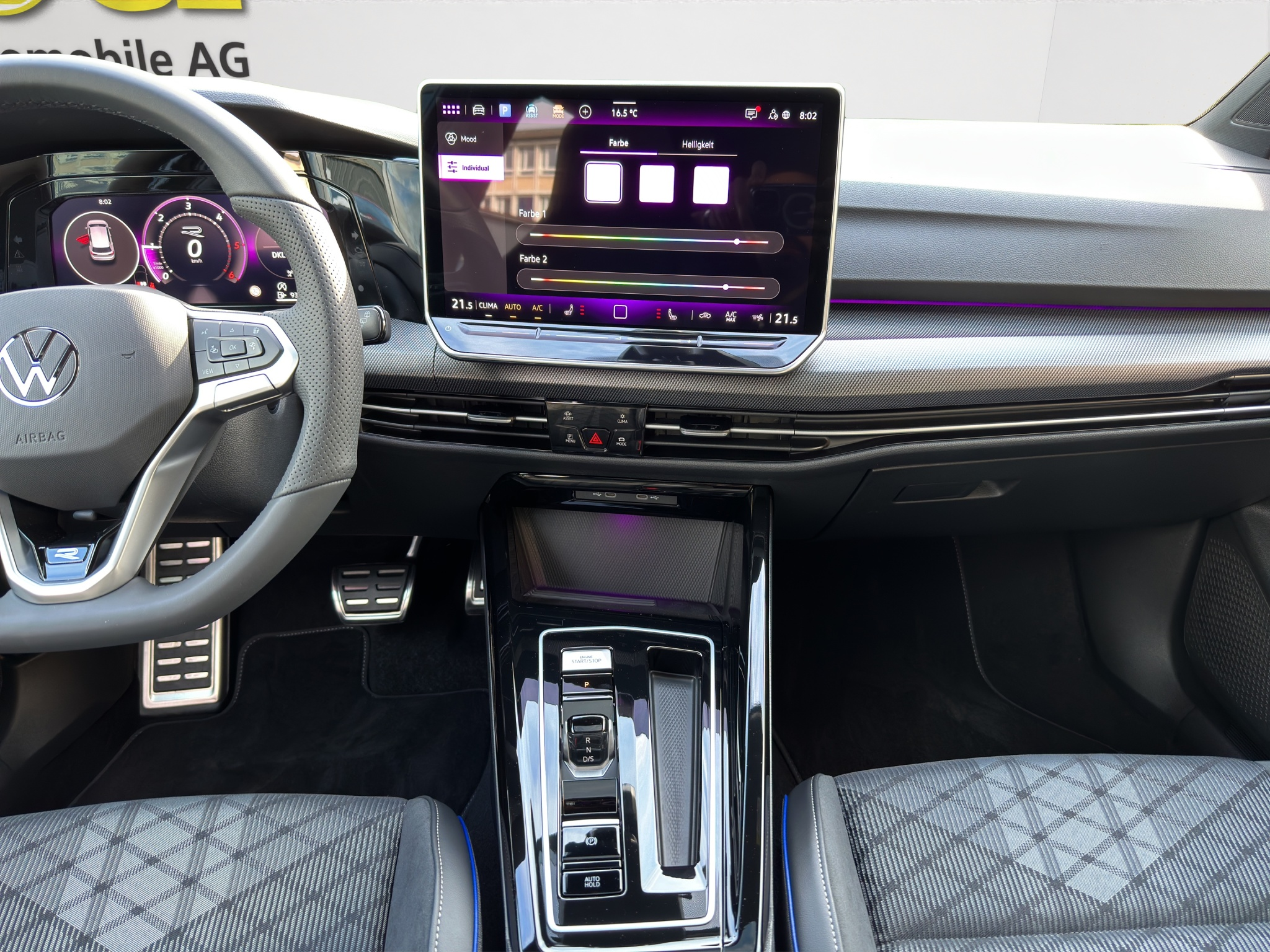 listing desktop thumbnail image 21