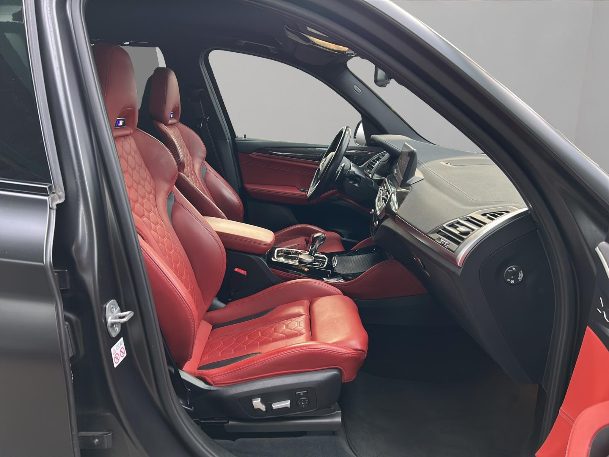 listing desktop thumbnail image 13