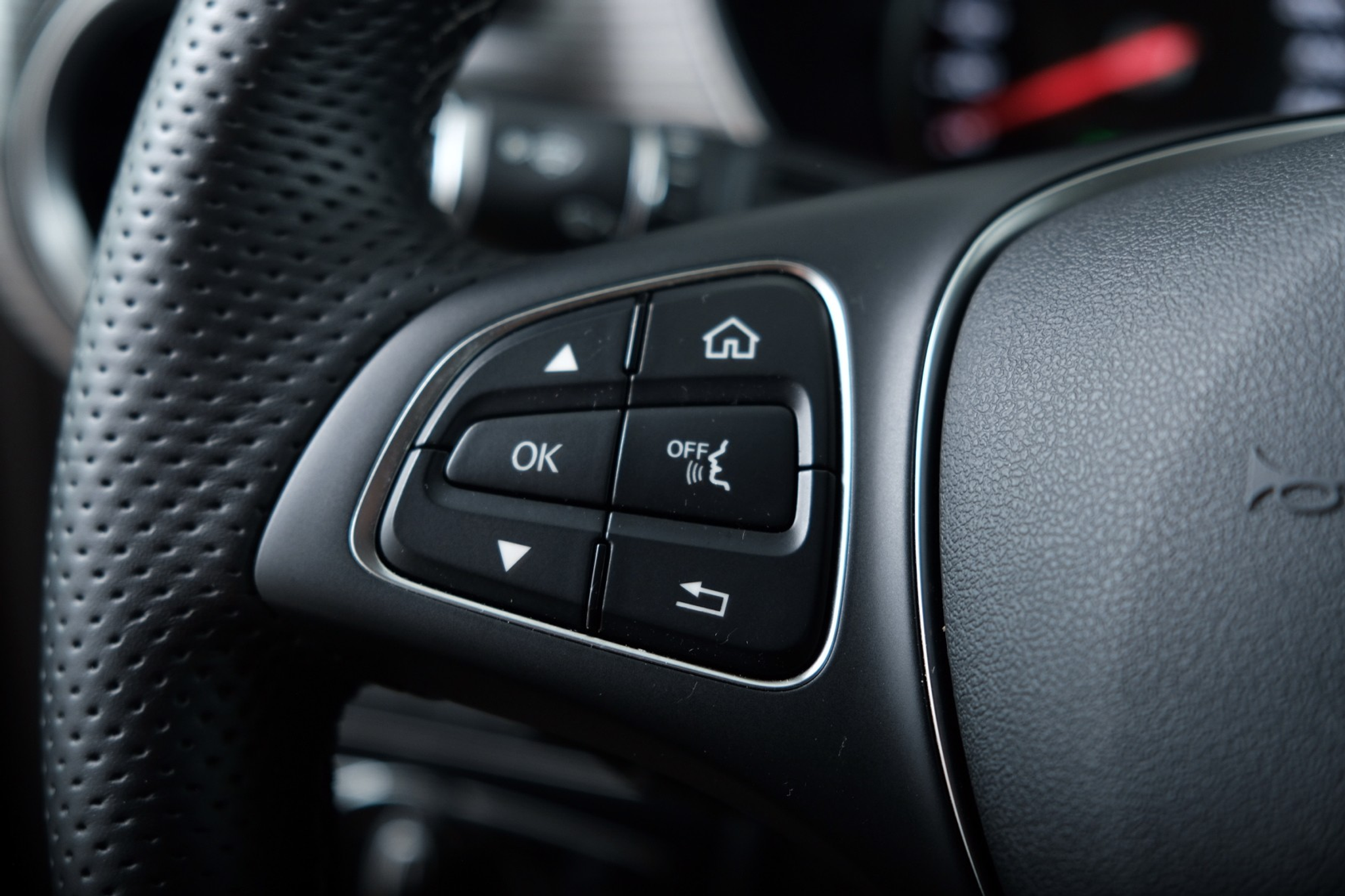 listing desktop thumbnail image 13