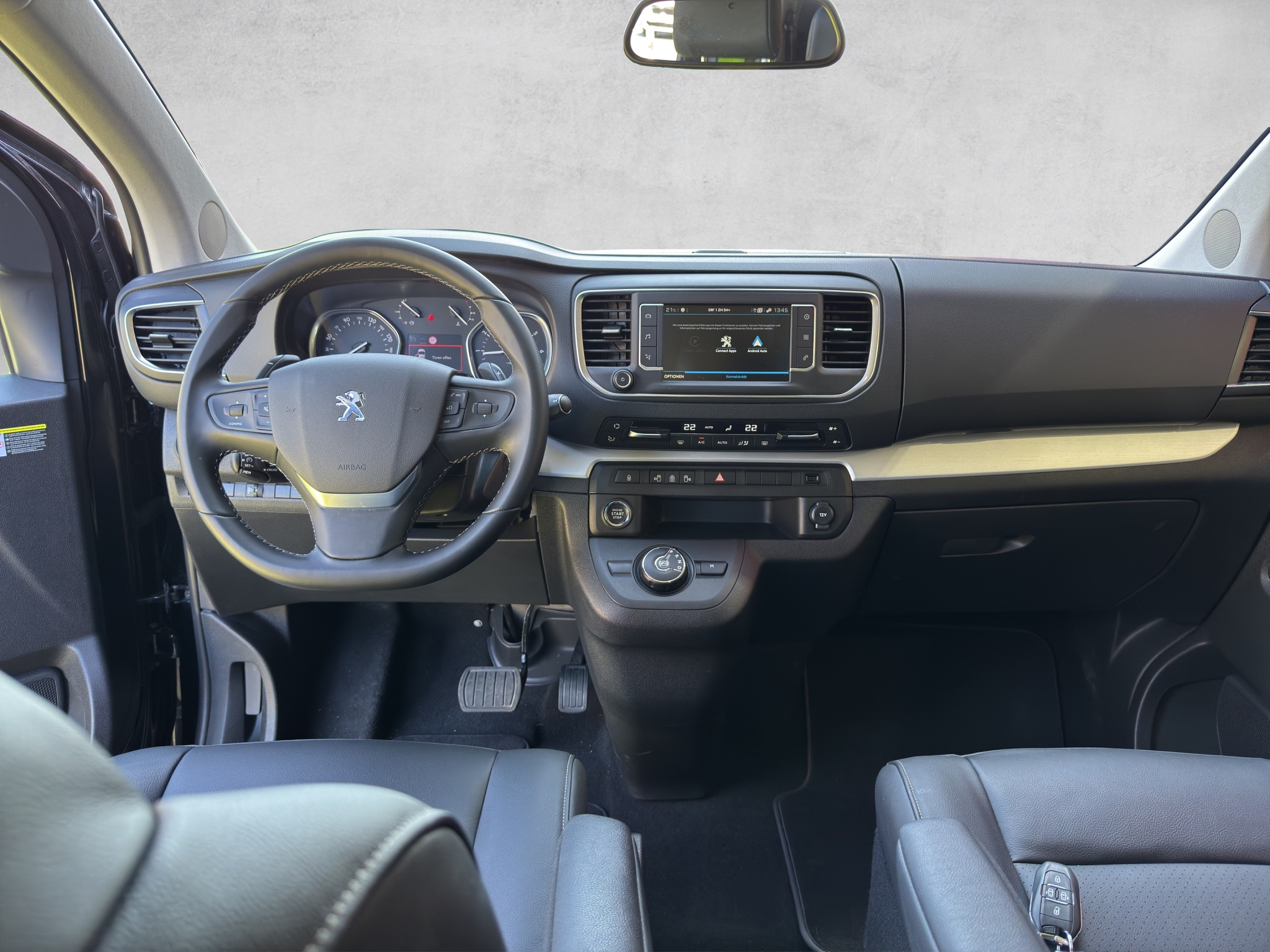 listing desktop thumbnail image 9