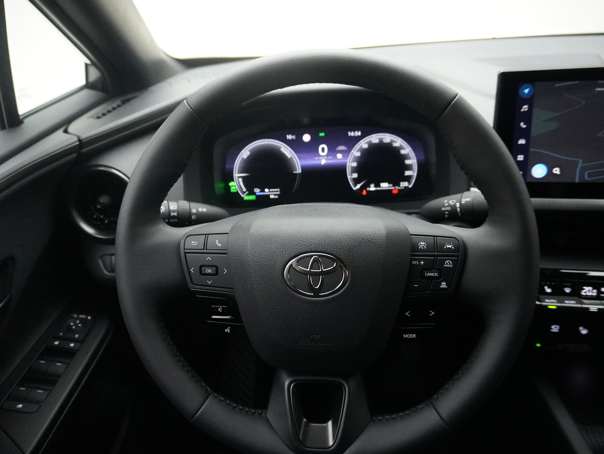 listing desktop thumbnail image 11