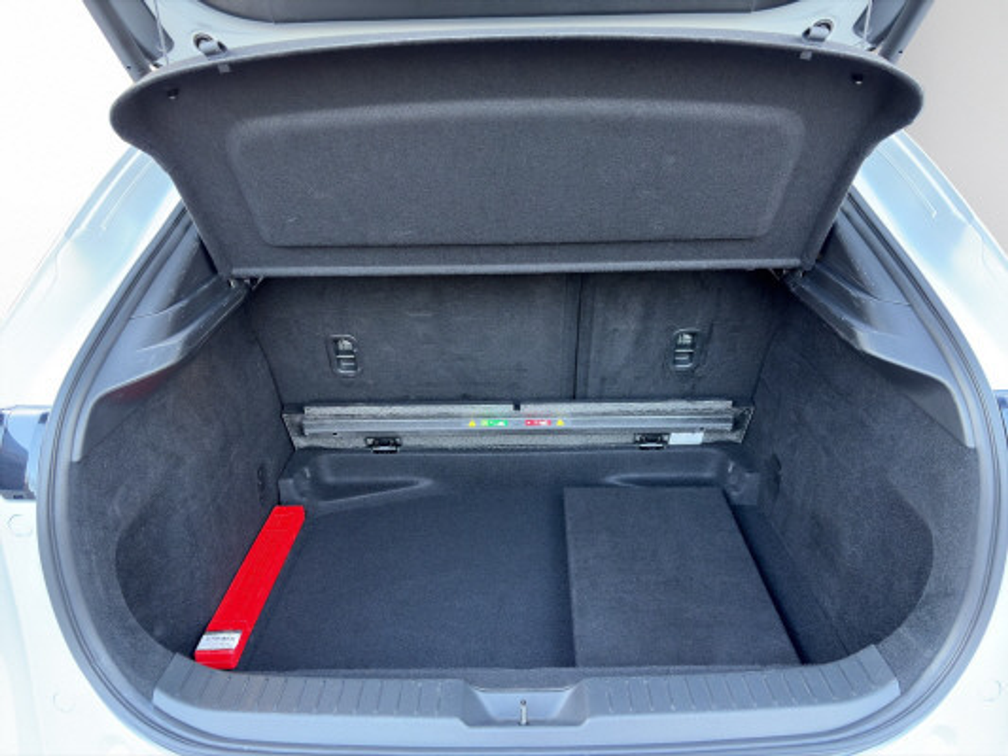 listing desktop thumbnail image 9