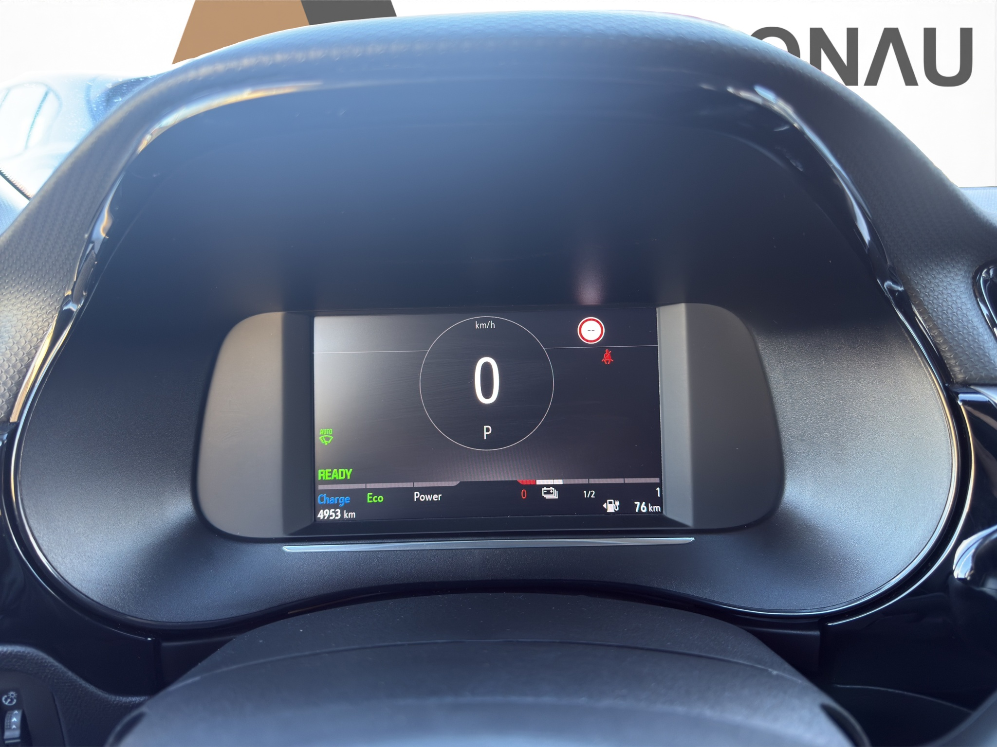 listing desktop thumbnail image 14