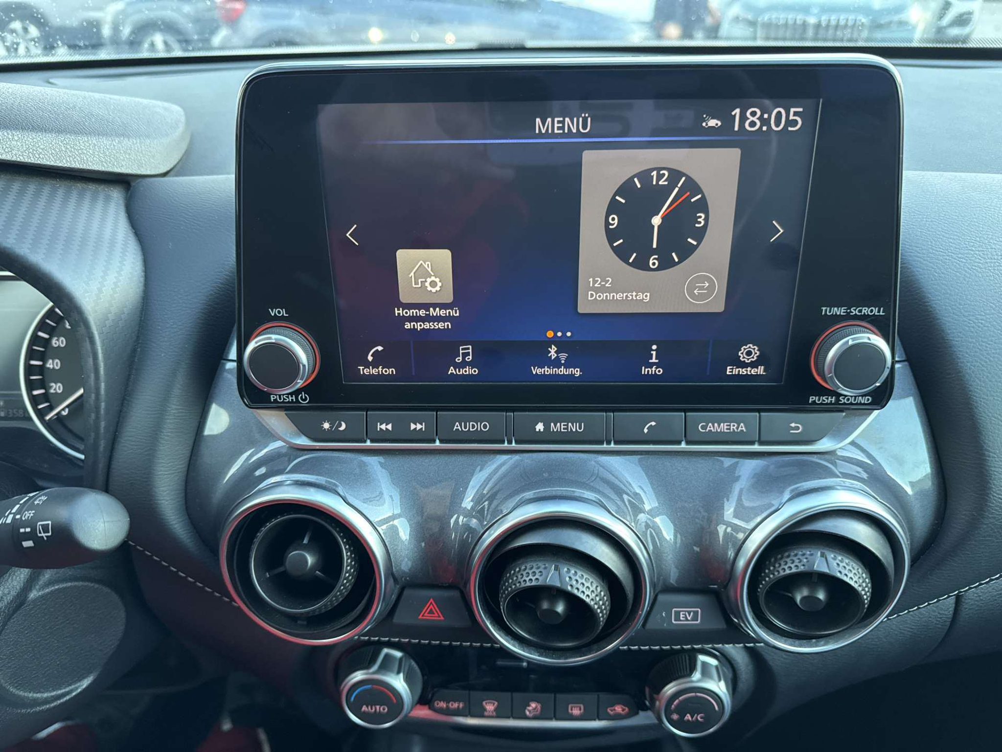 listing desktop thumbnail image 1