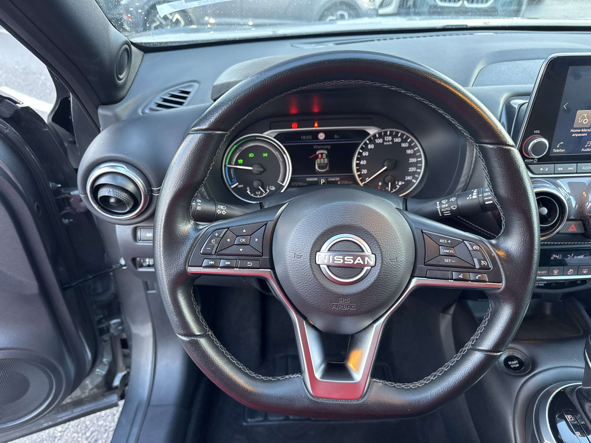 listing desktop thumbnail image 15