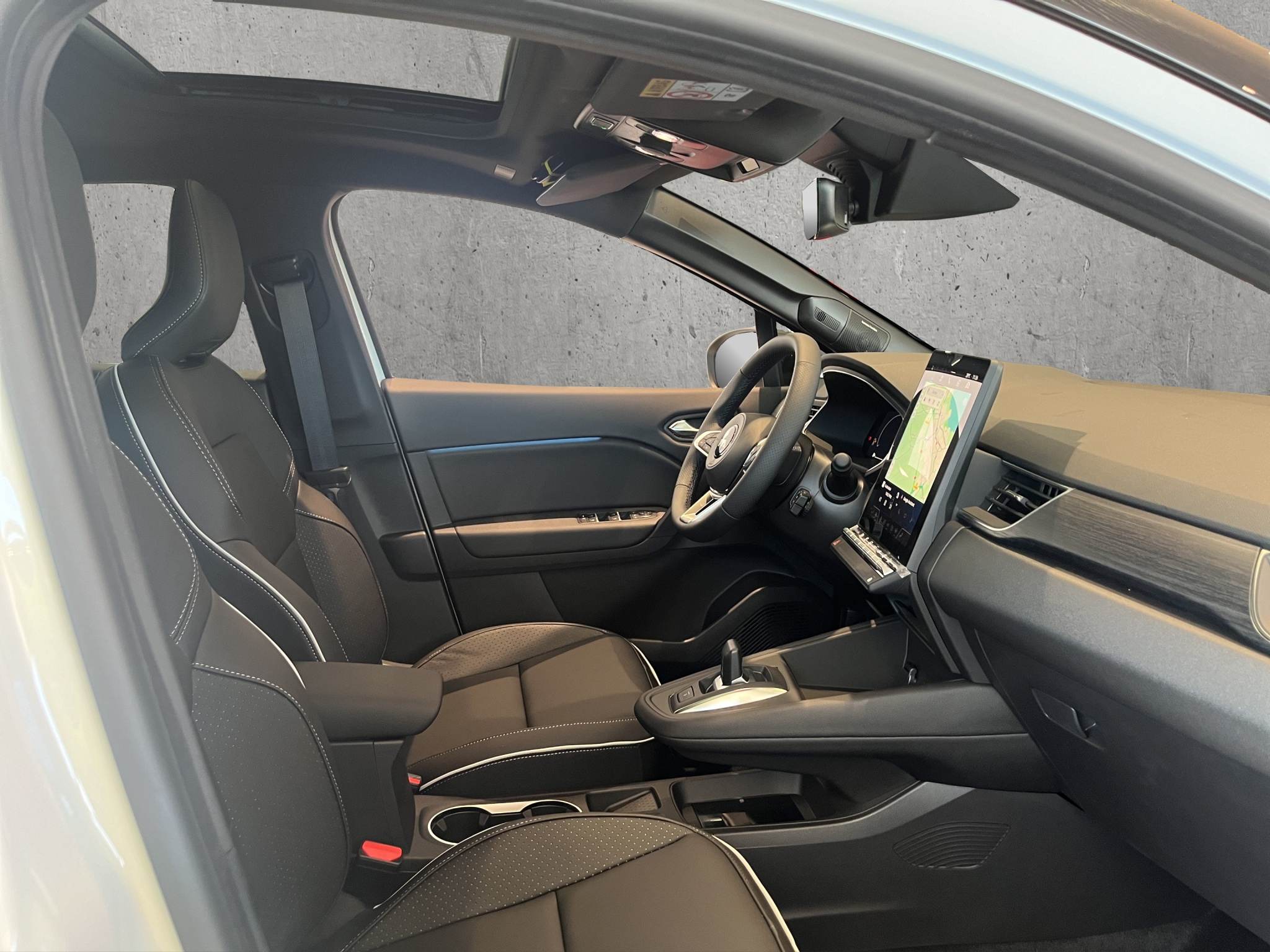 listing desktop thumbnail image 11