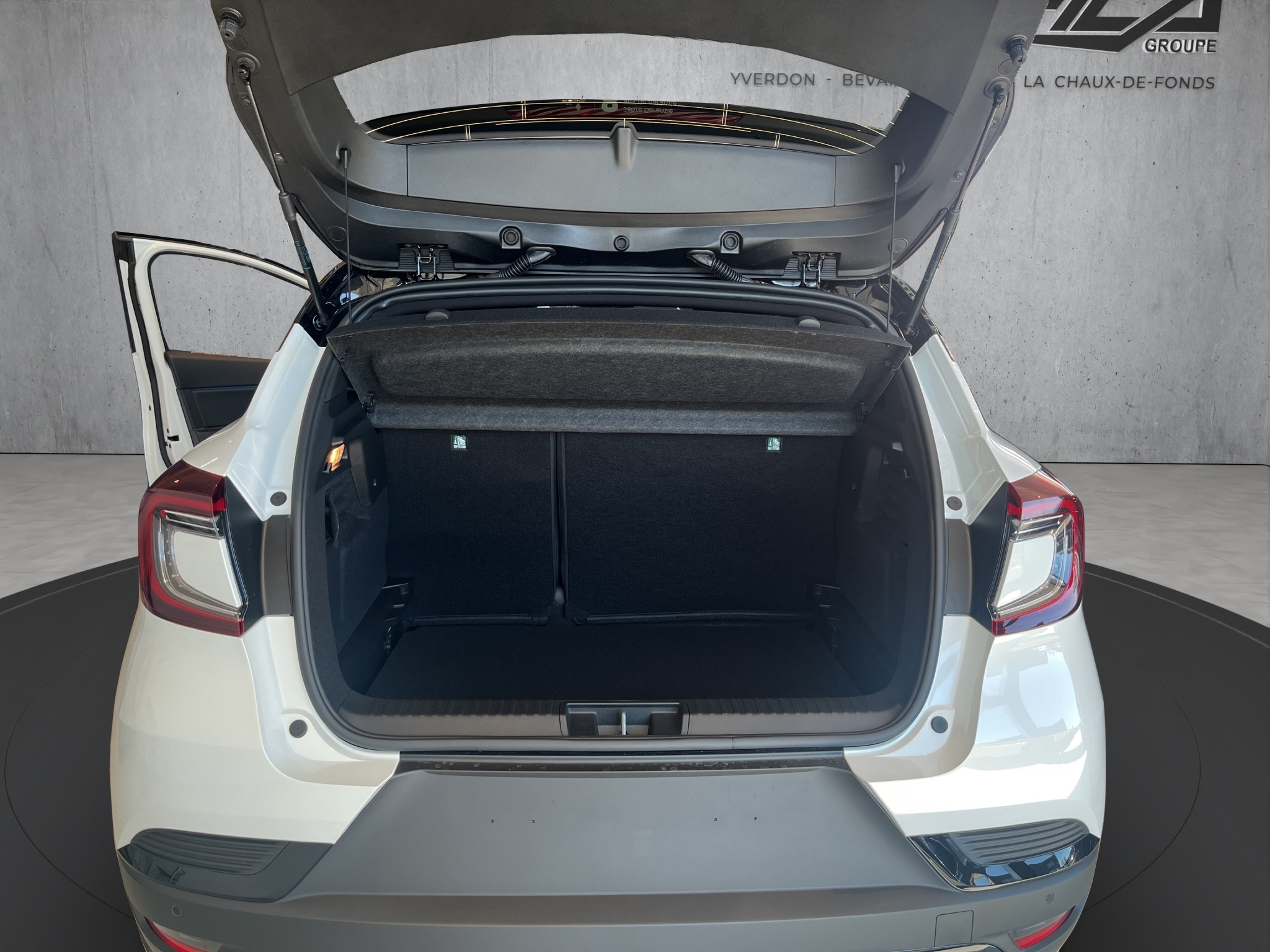 listing desktop thumbnail image 13