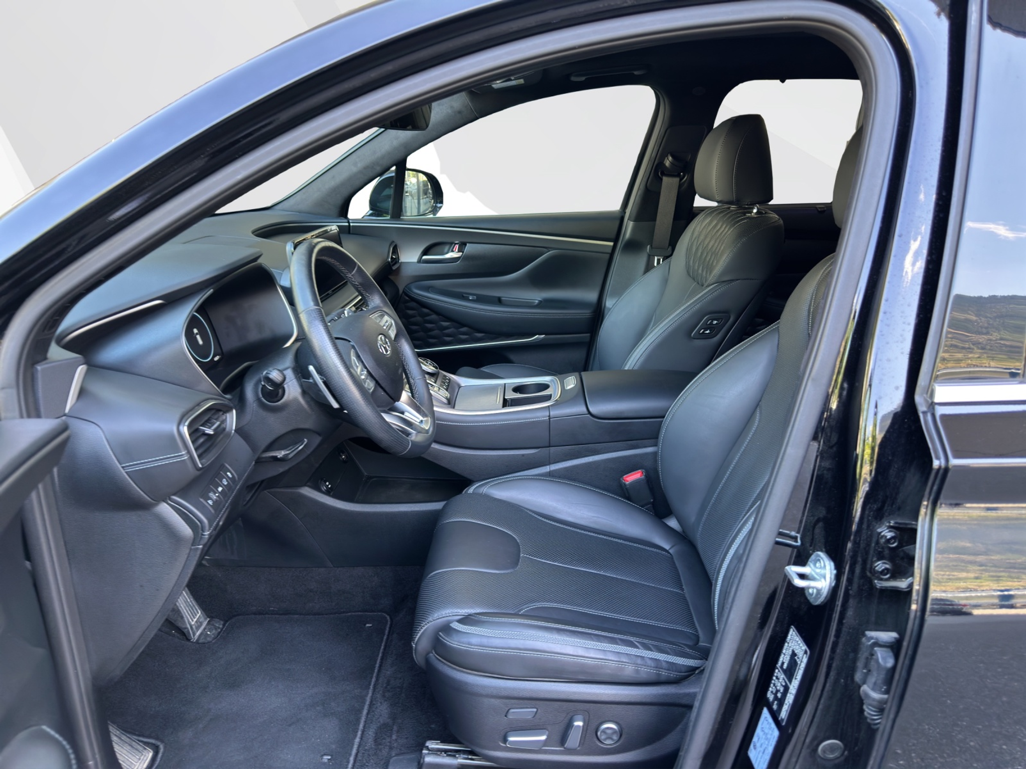 listing desktop thumbnail image 8