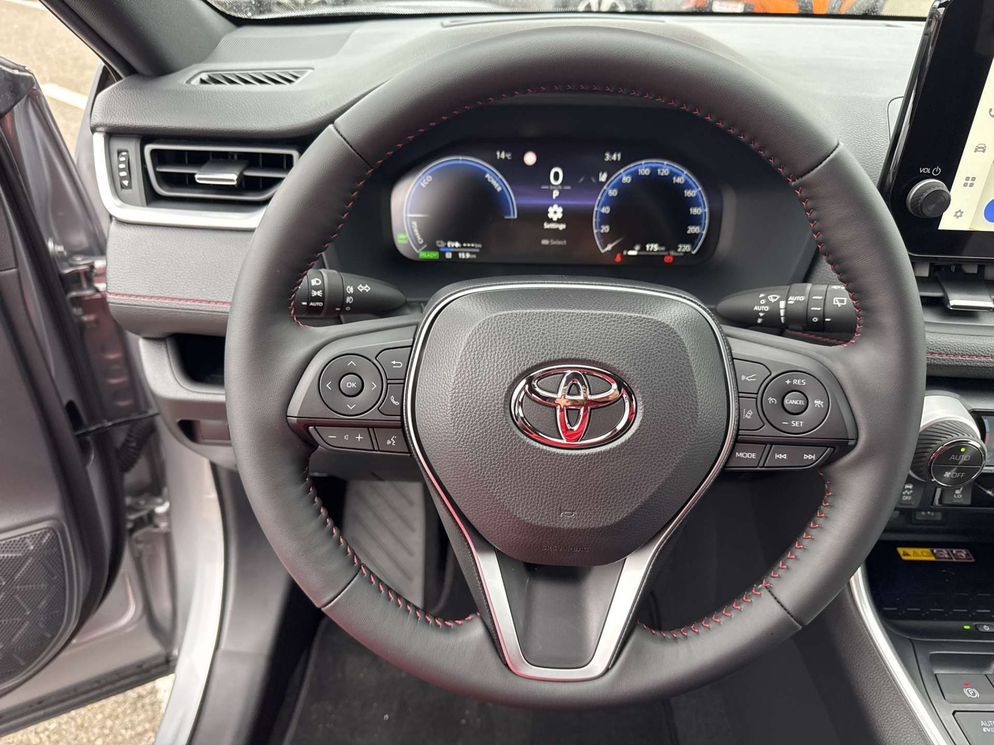 listing desktop thumbnail image 15