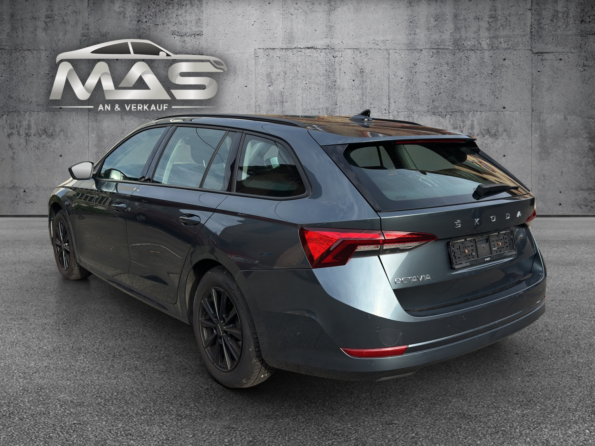 listing desktop thumbnail image 3