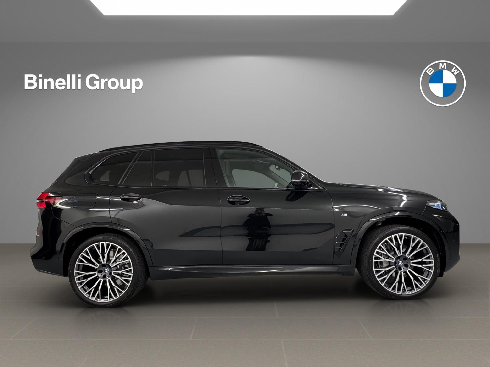 listing desktop thumbnail image 5