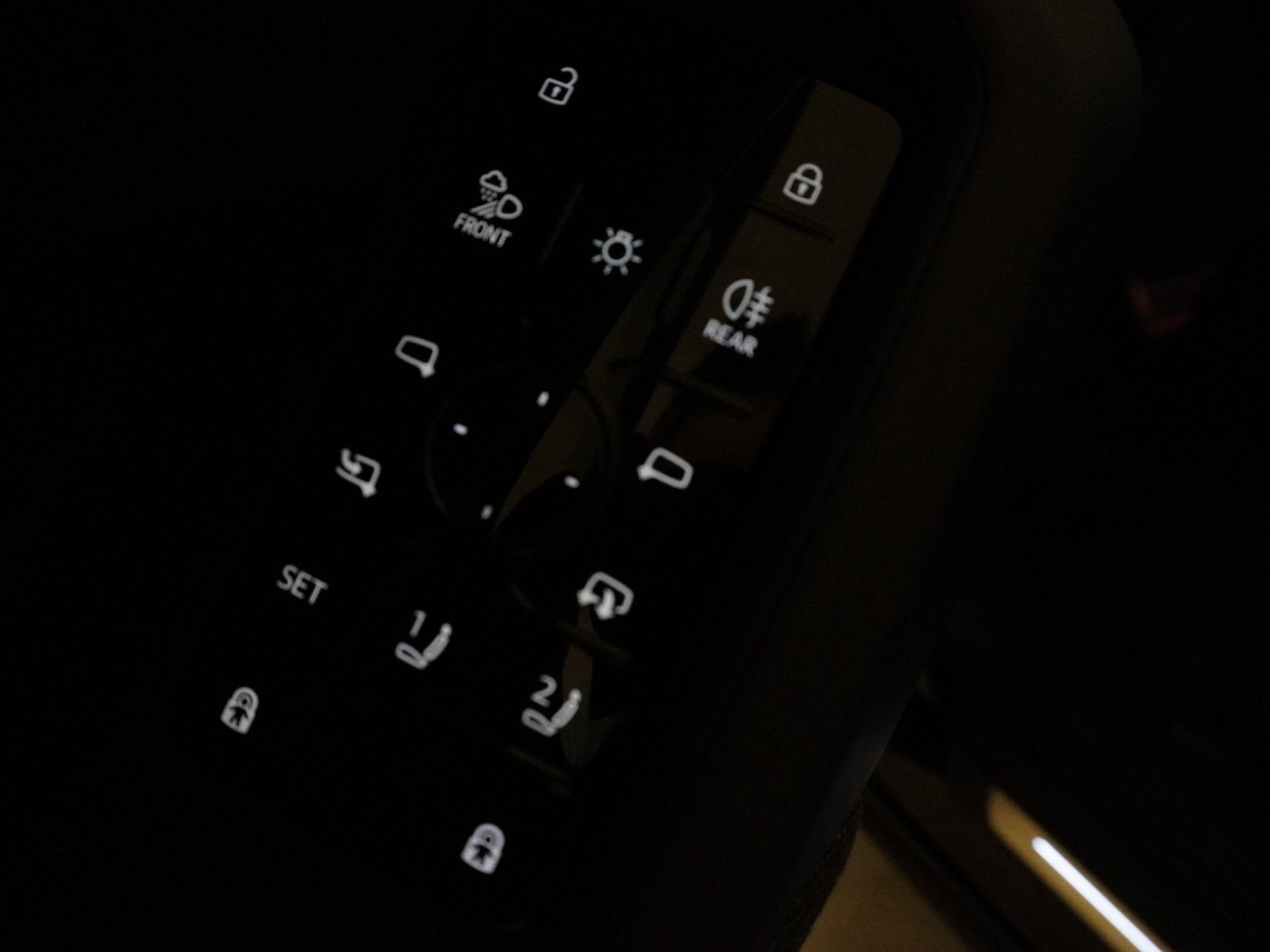 listing desktop thumbnail image 13