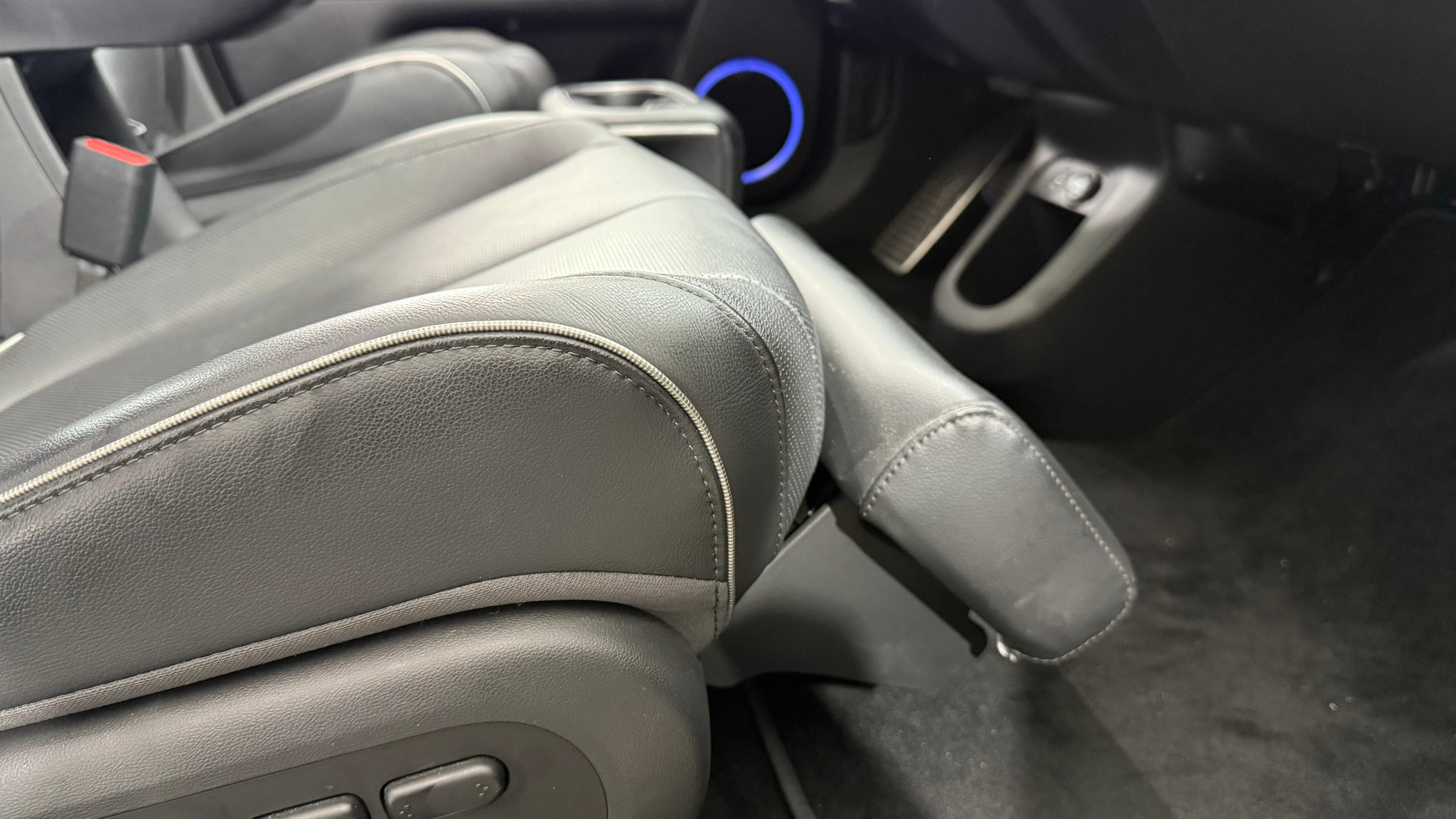 listing desktop thumbnail image 13