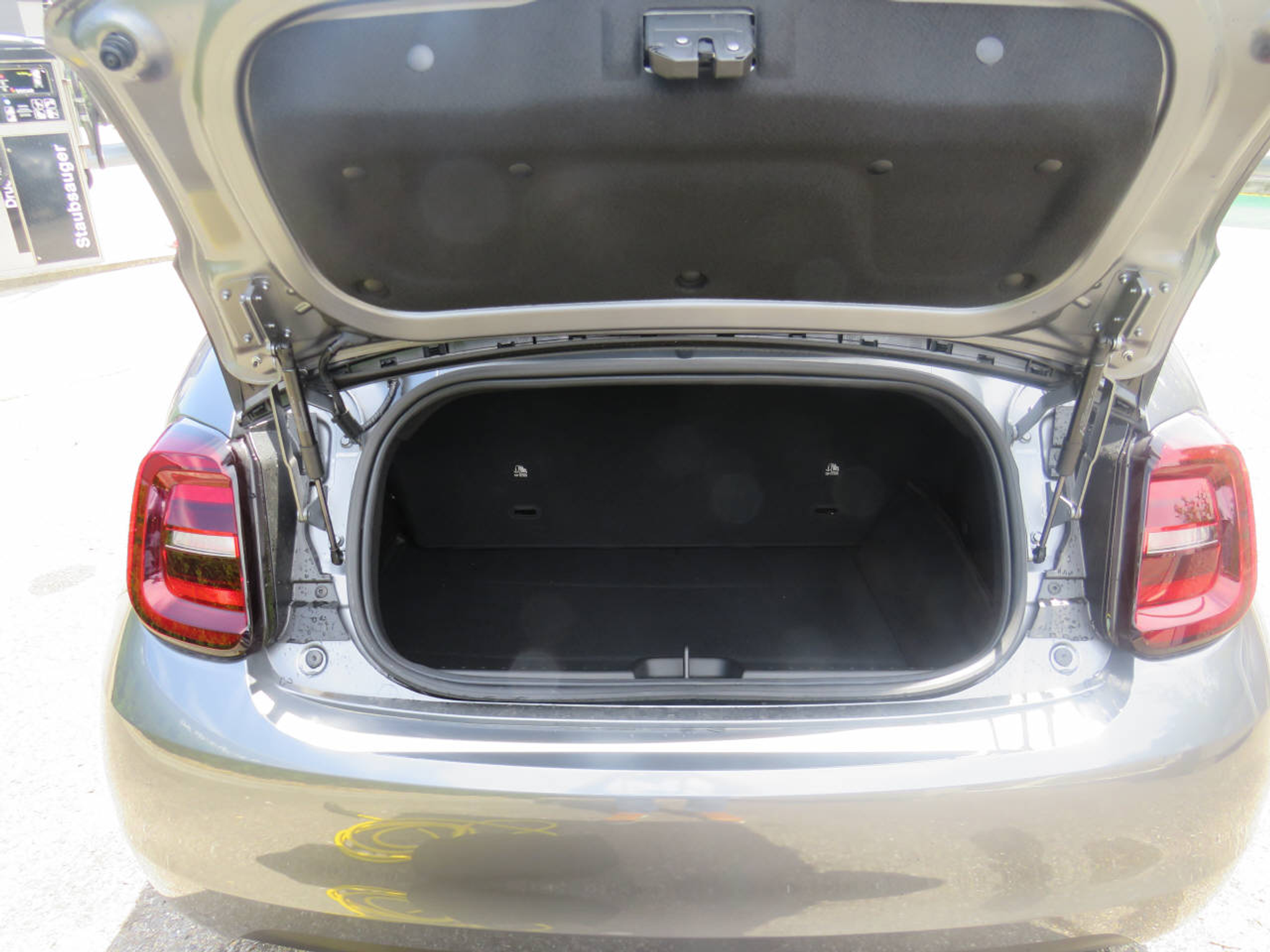 listing desktop thumbnail image 13