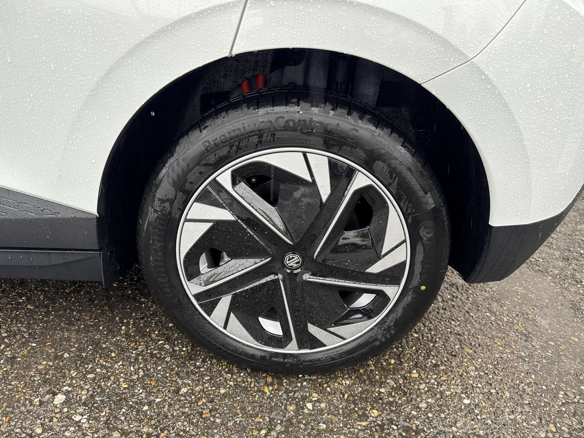 listing desktop thumbnail image 9