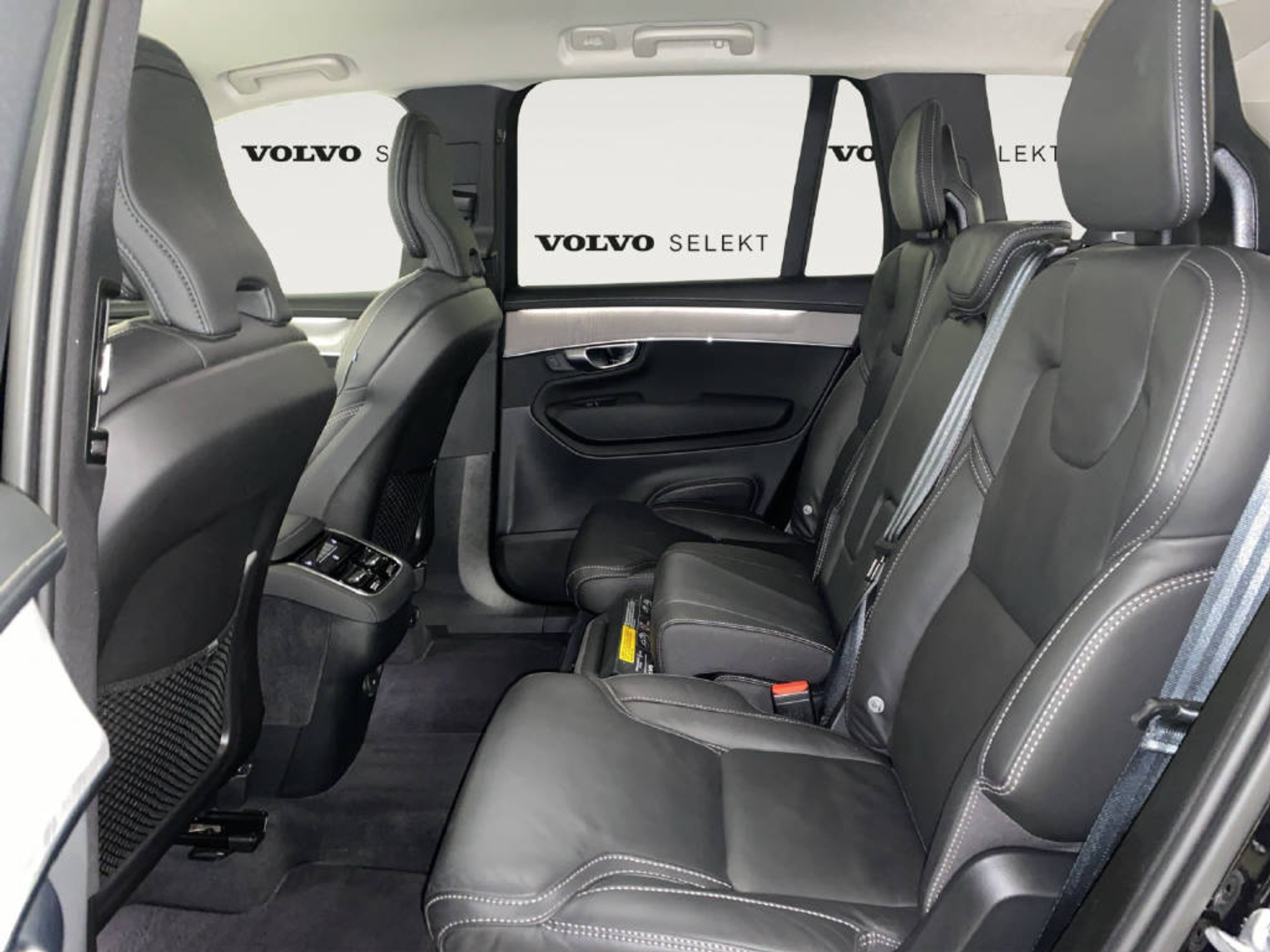 listing desktop thumbnail image 12