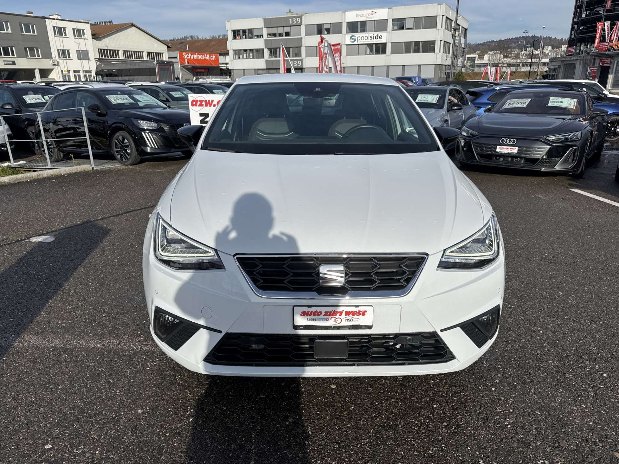 listing desktop thumbnail image 13