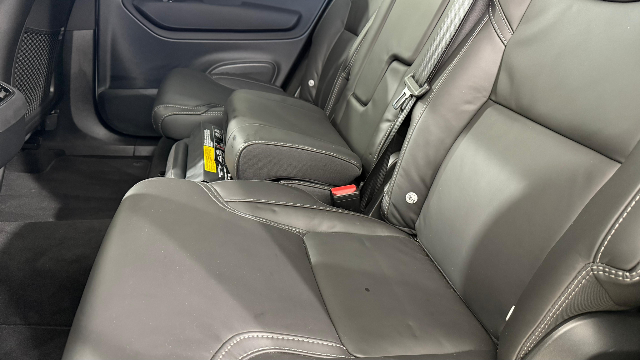 listing desktop thumbnail image 5