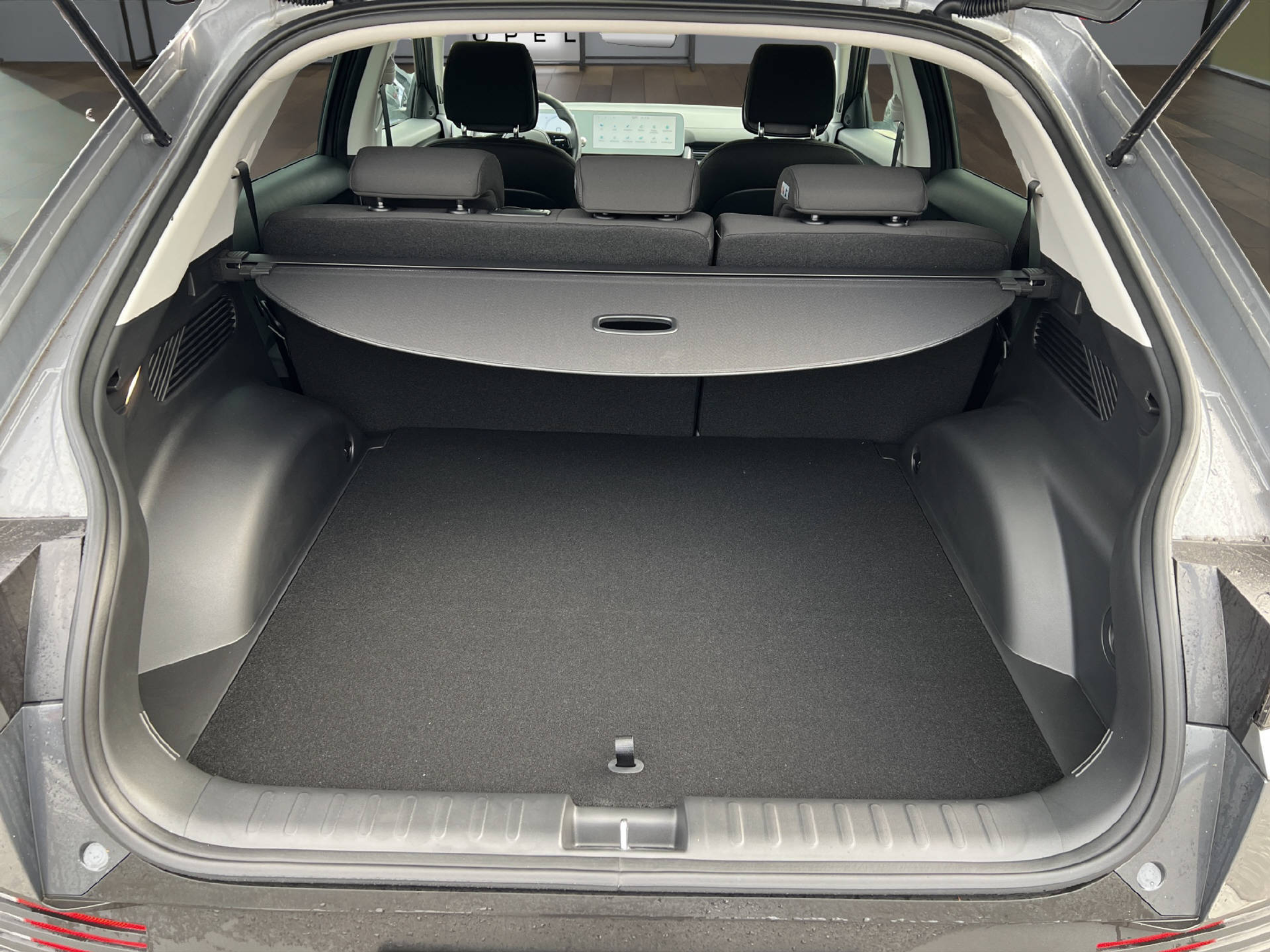 listing desktop thumbnail image 14