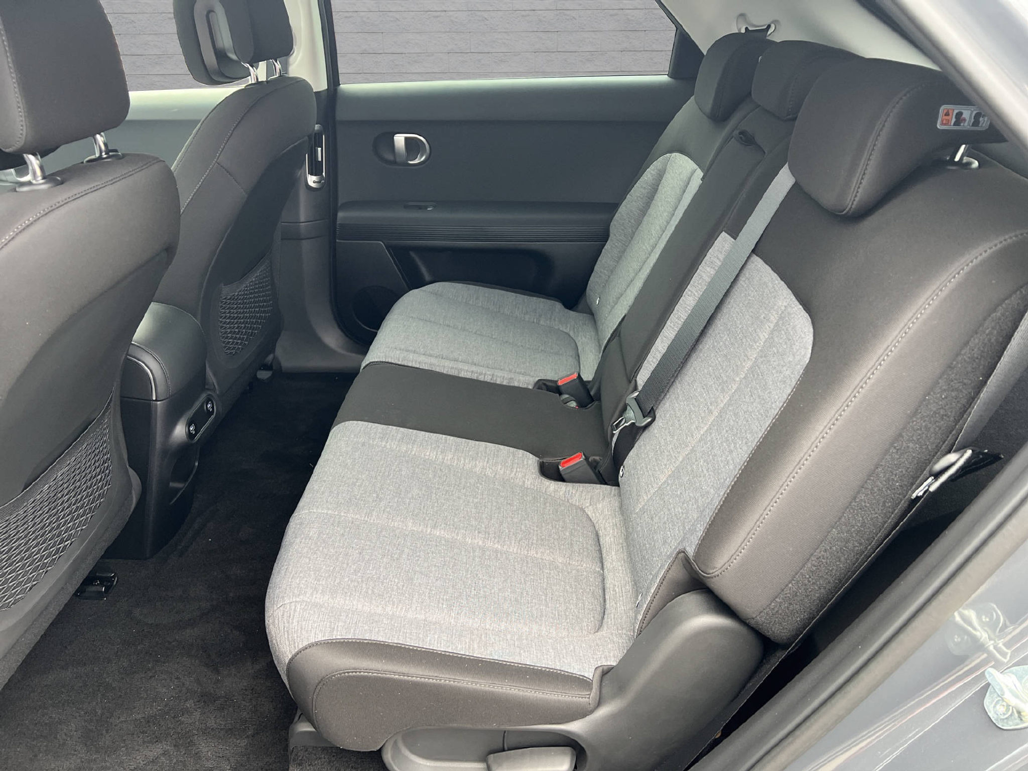 listing desktop thumbnail image 13