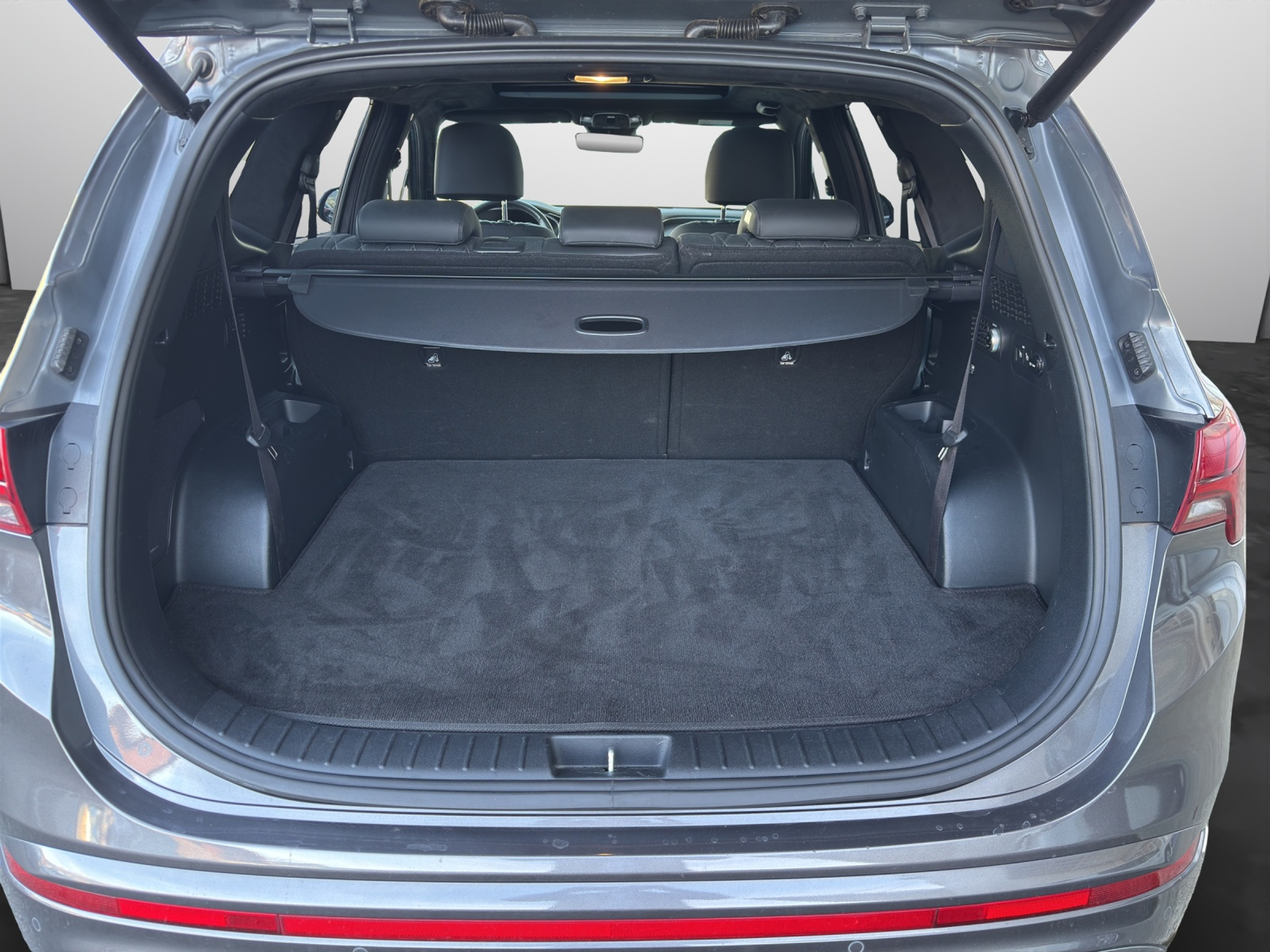 listing desktop thumbnail image 9