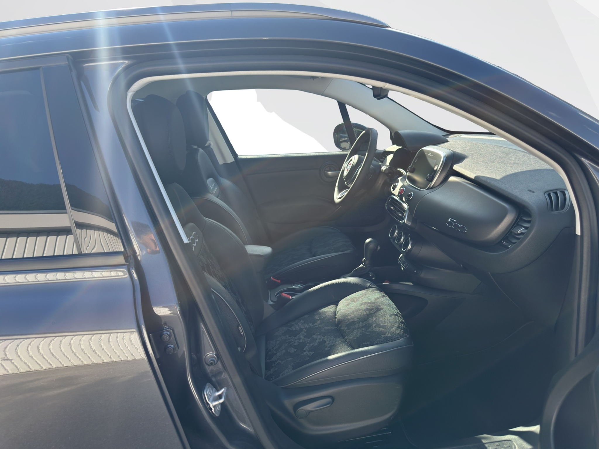 listing desktop thumbnail image 12