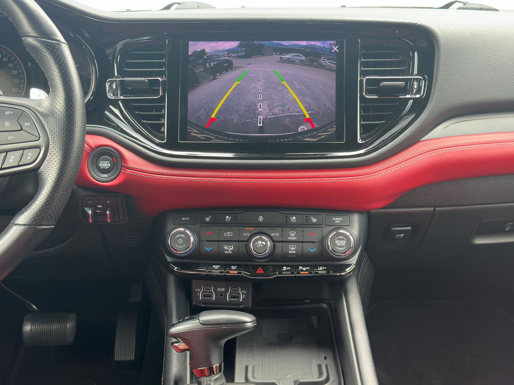 listing desktop thumbnail image 8