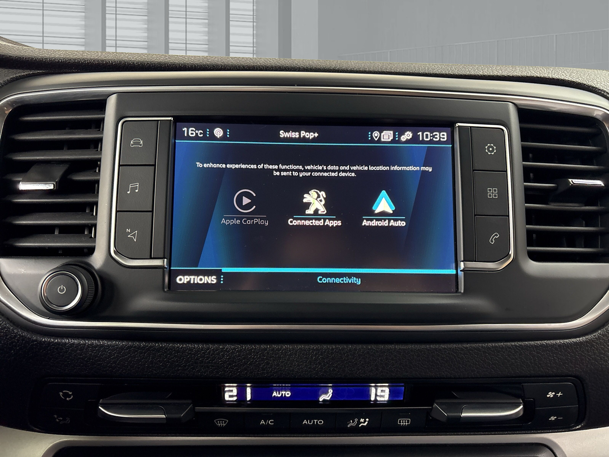 listing desktop thumbnail image 12