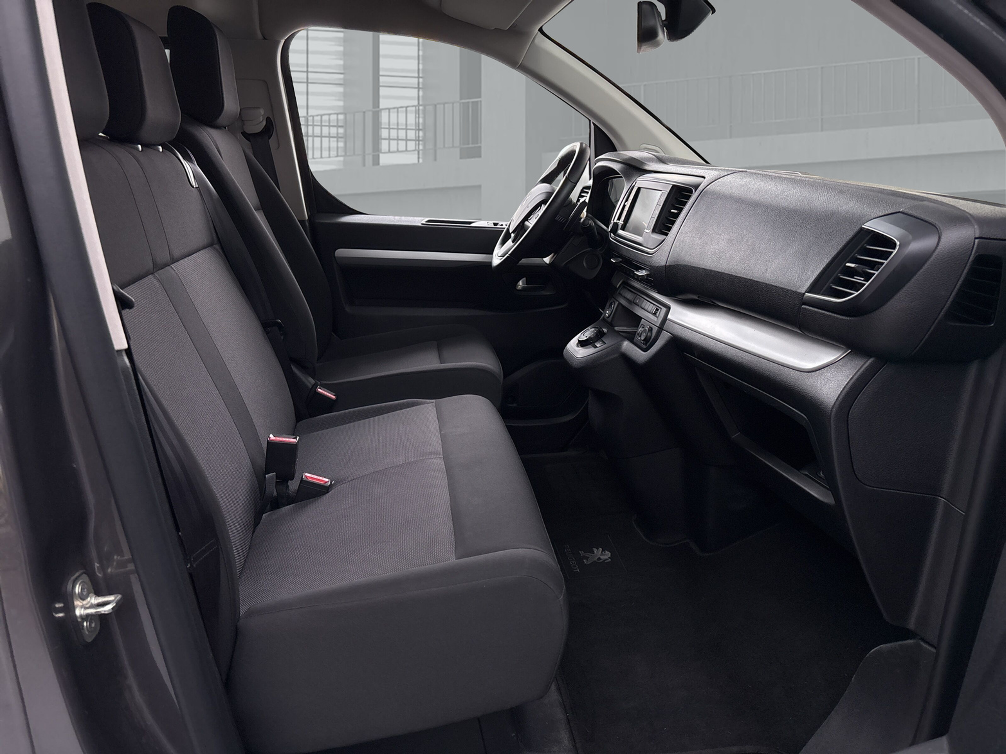 listing desktop thumbnail image 10