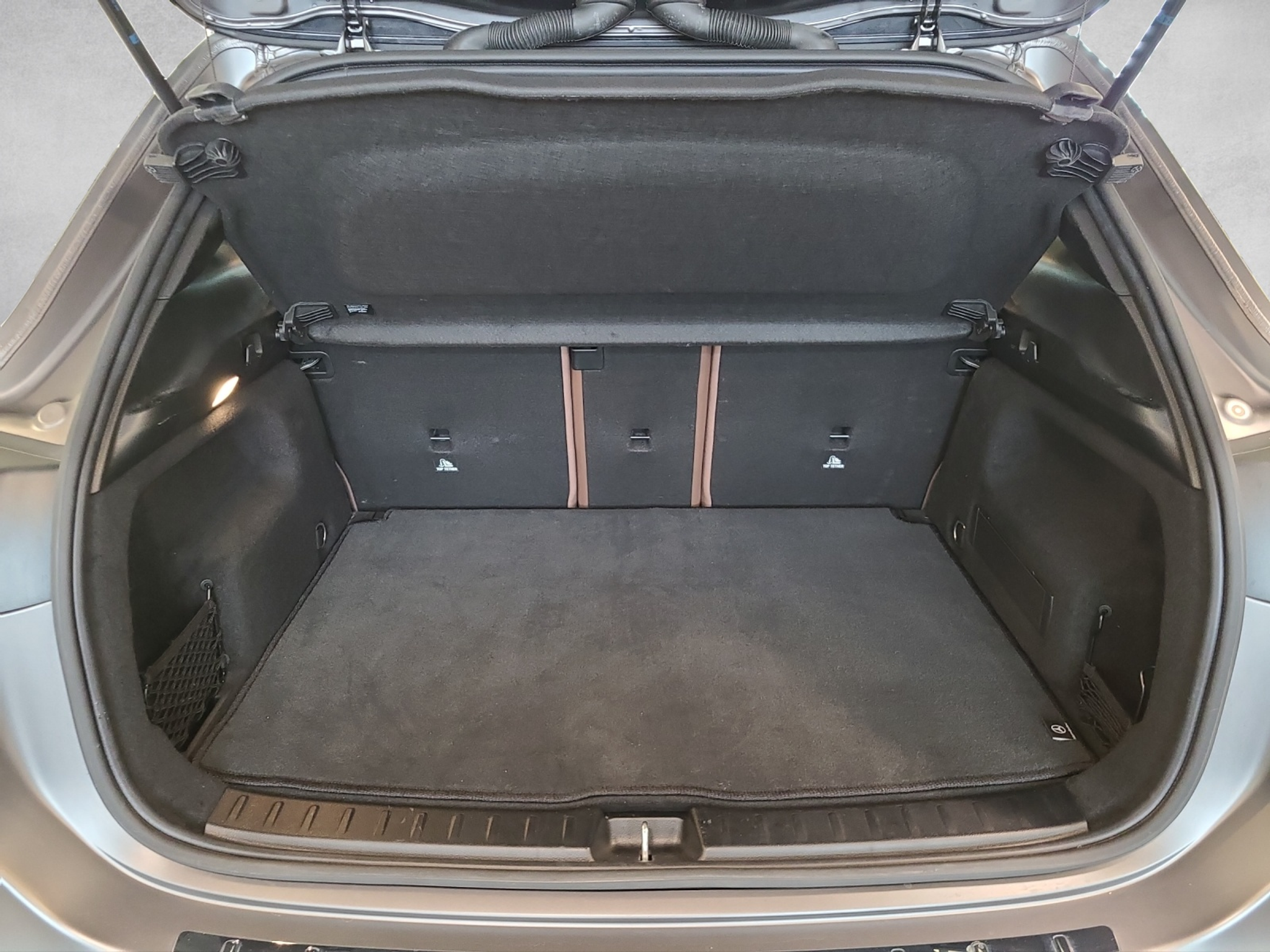 listing desktop thumbnail image 13