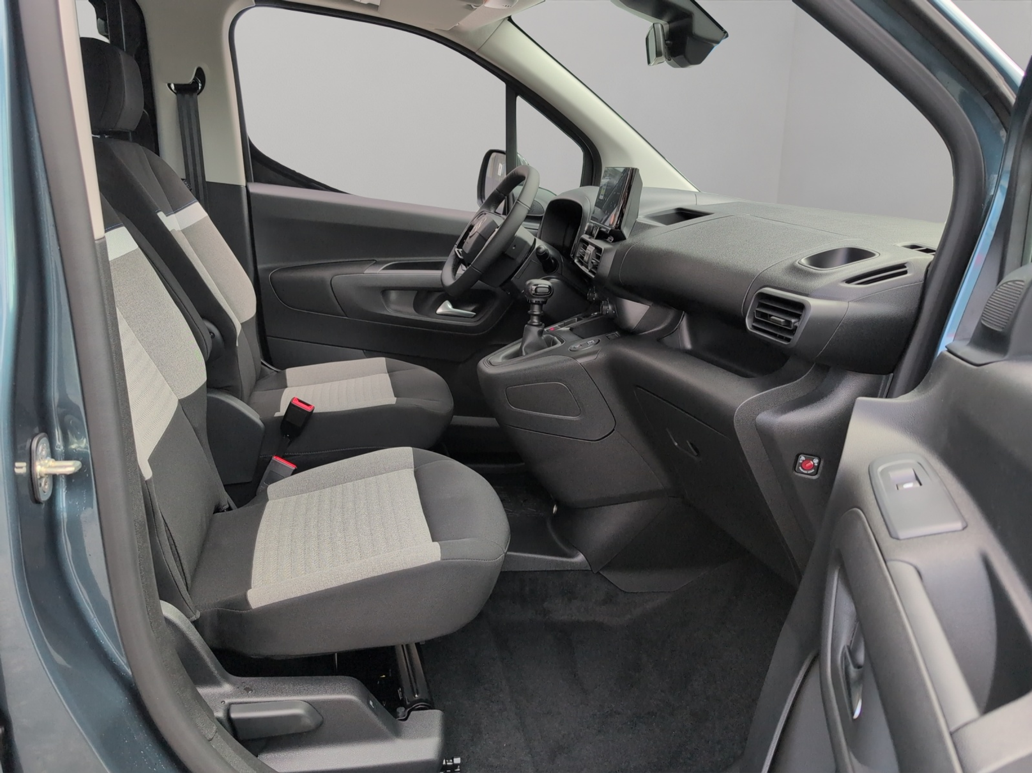 listing desktop thumbnail image 9