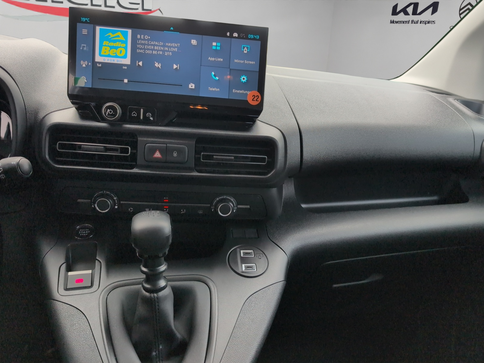 listing desktop thumbnail image 14