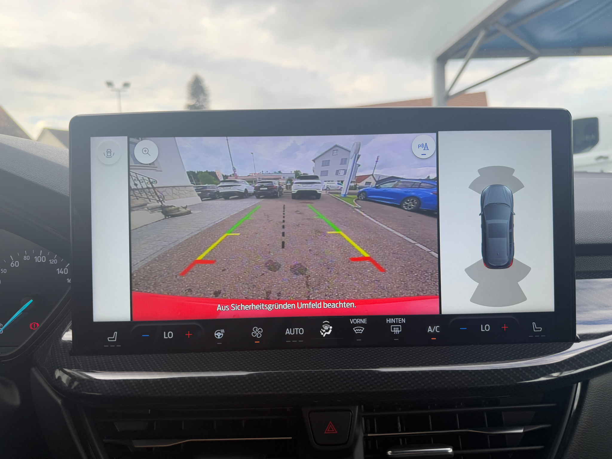 listing desktop thumbnail image 11