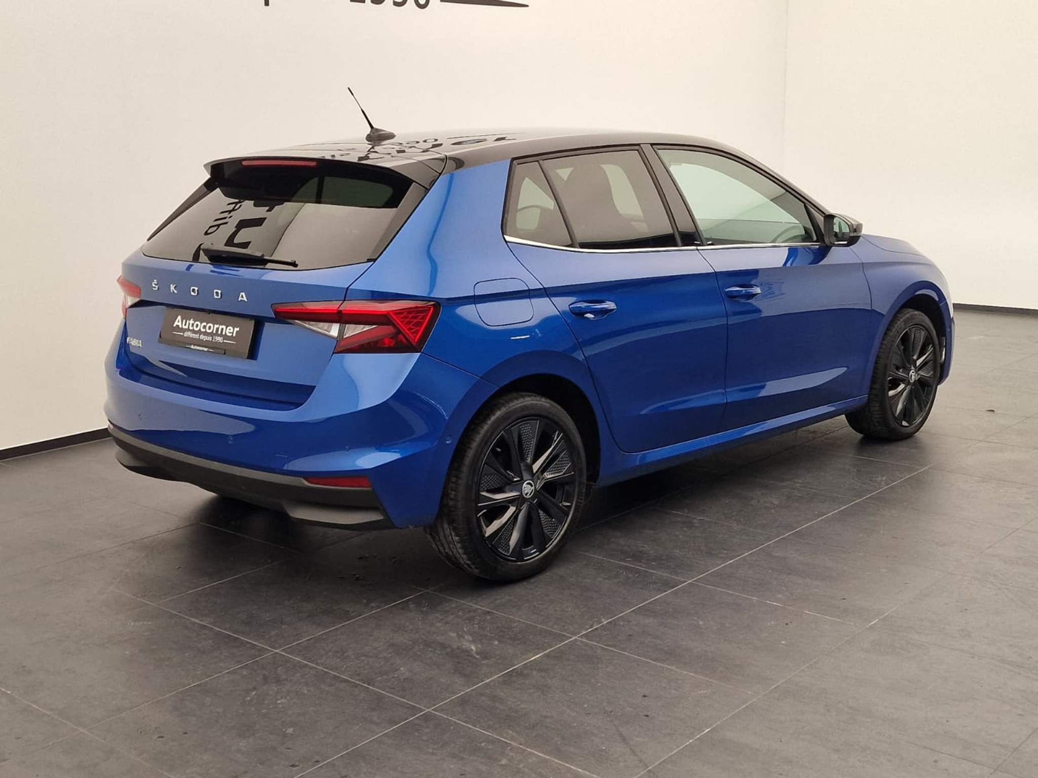 listing desktop thumbnail image 2