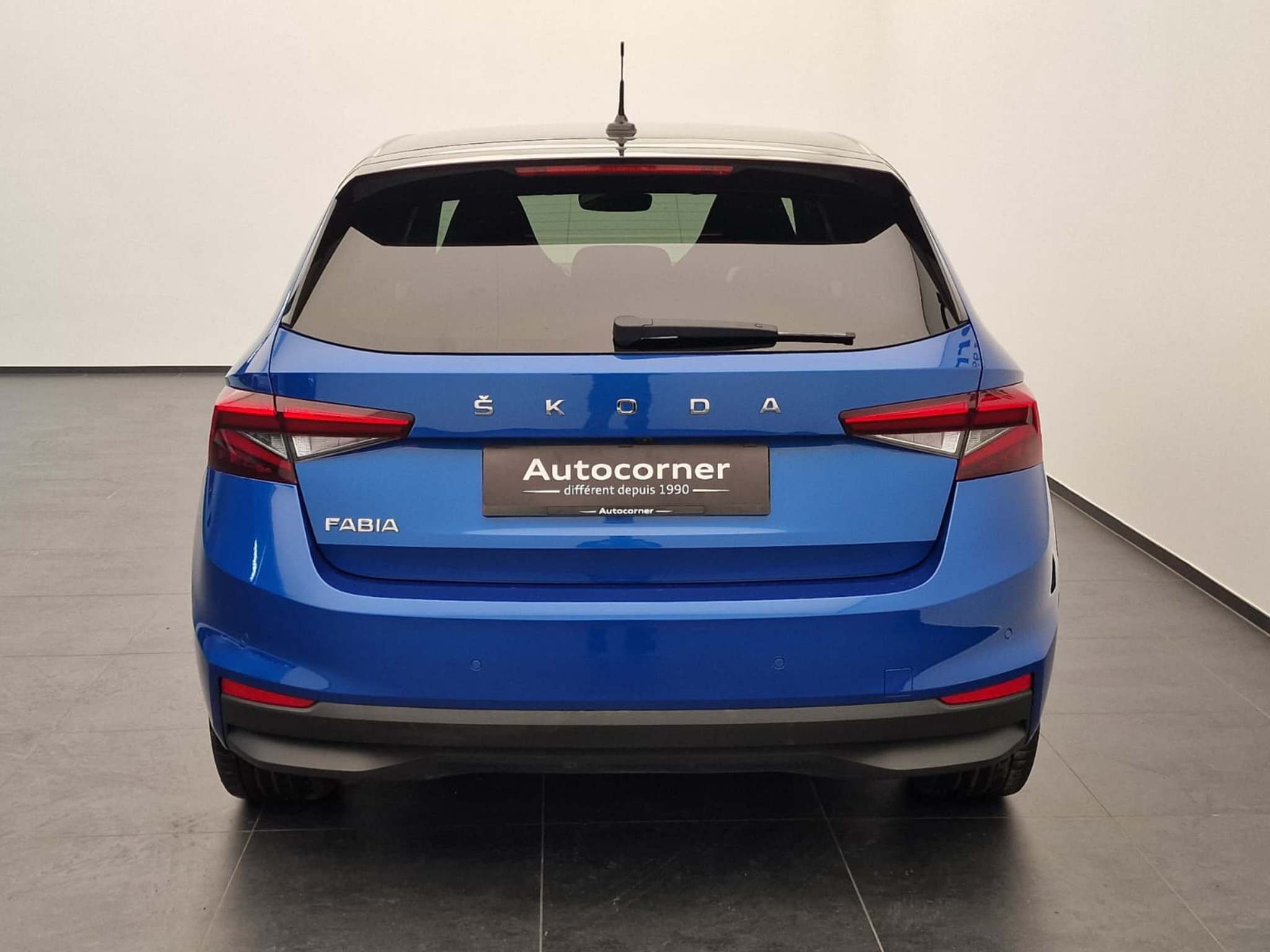 listing desktop thumbnail image 8