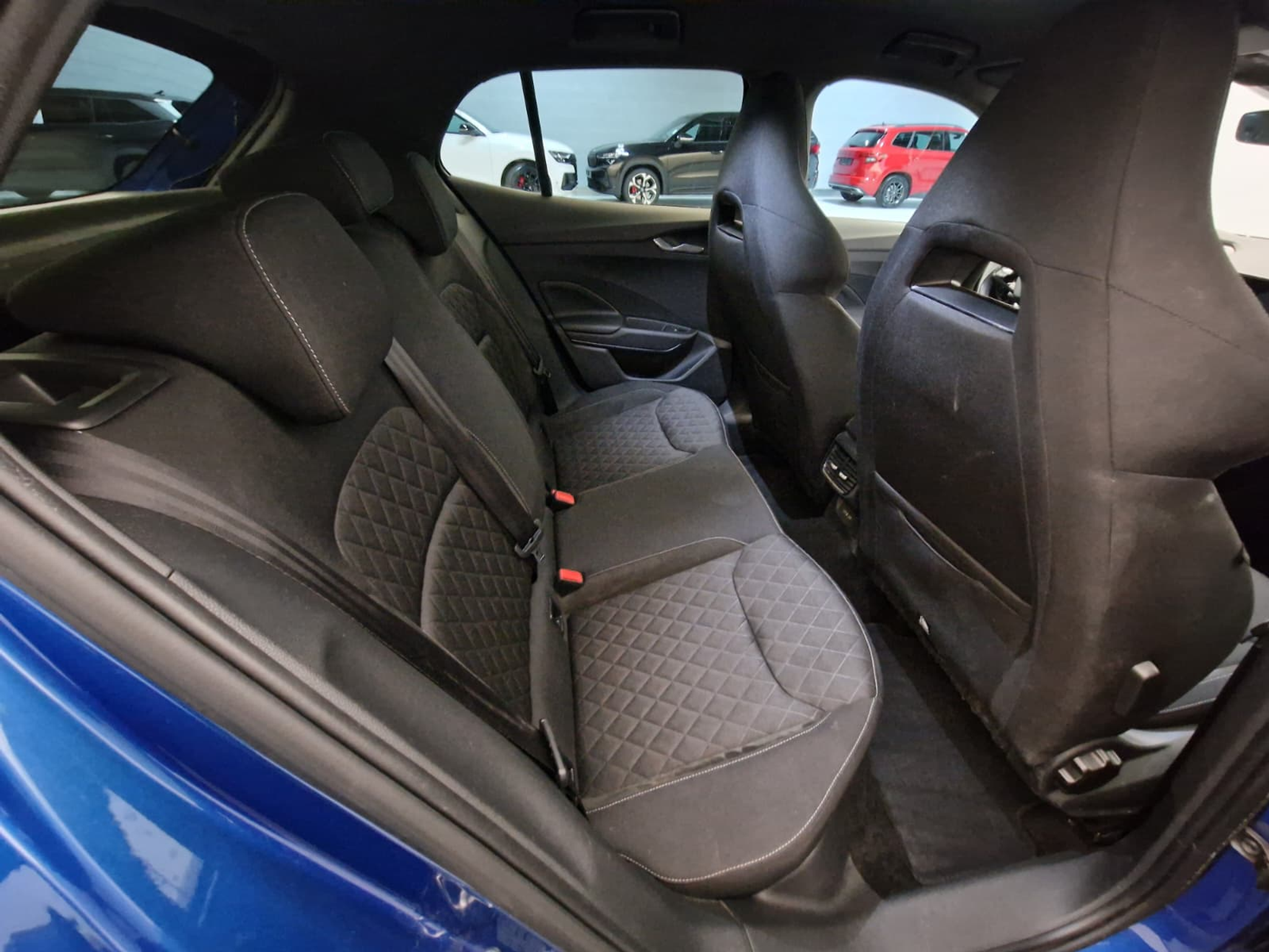 listing desktop thumbnail image 13