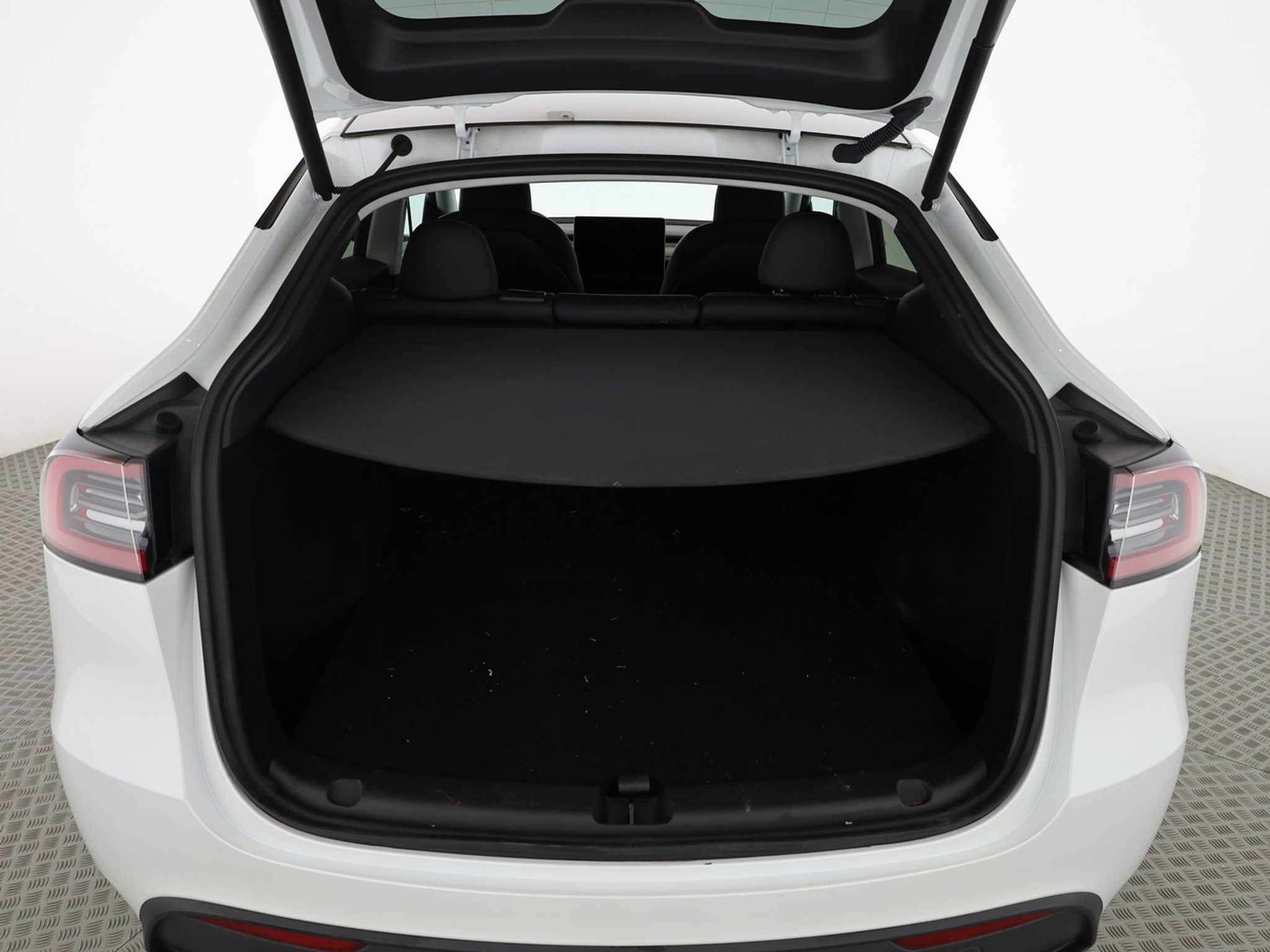 listing desktop thumbnail image 5