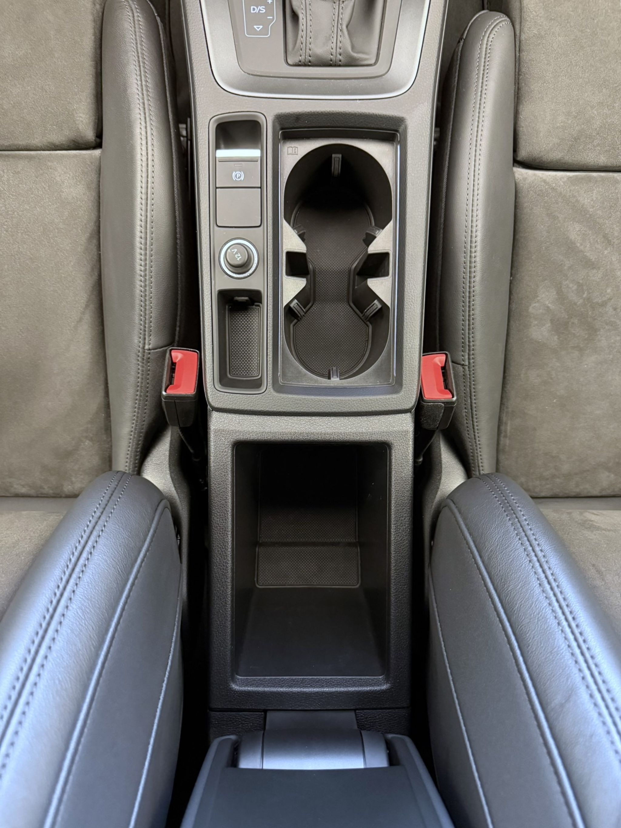 listing desktop thumbnail image 13