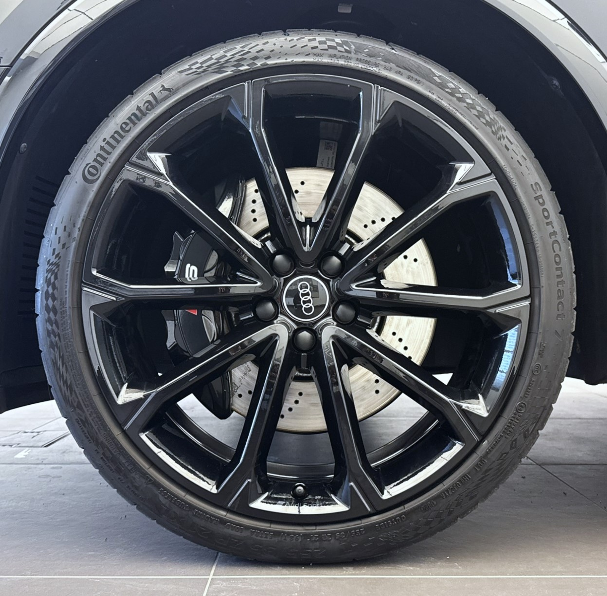 listing desktop thumbnail image 2