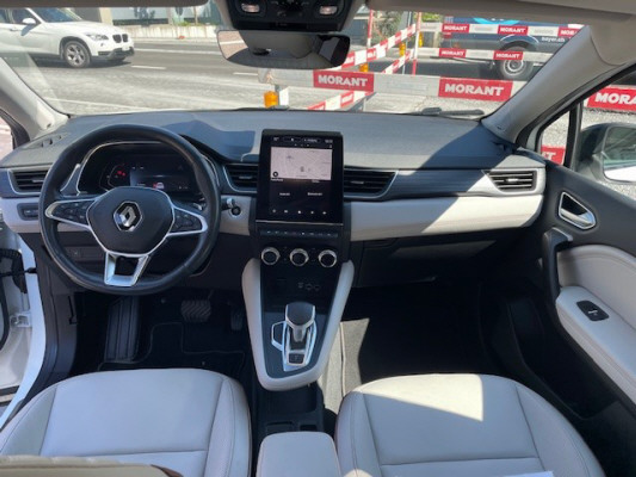 listing desktop thumbnail image 5