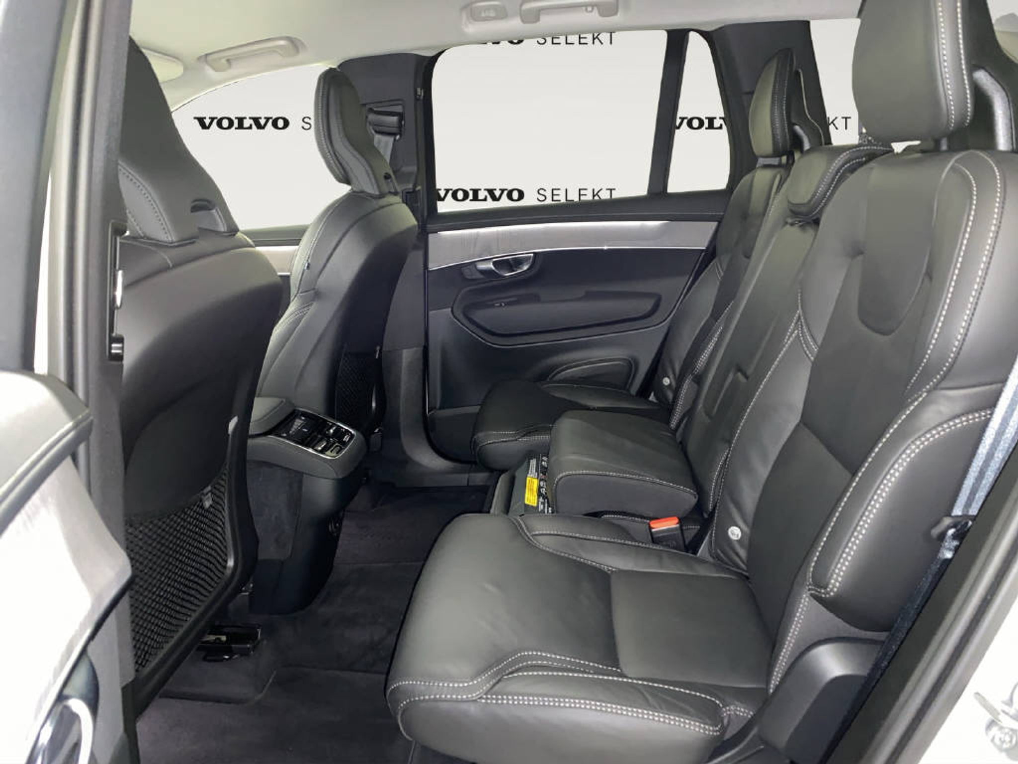 listing desktop thumbnail image 12