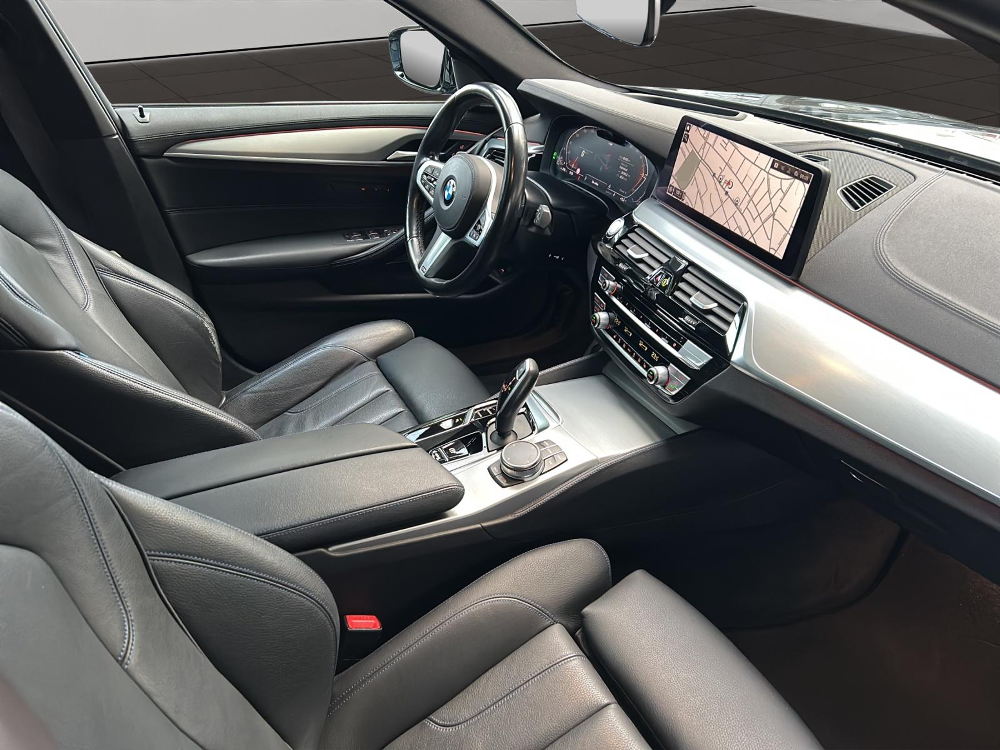 listing desktop thumbnail image 6