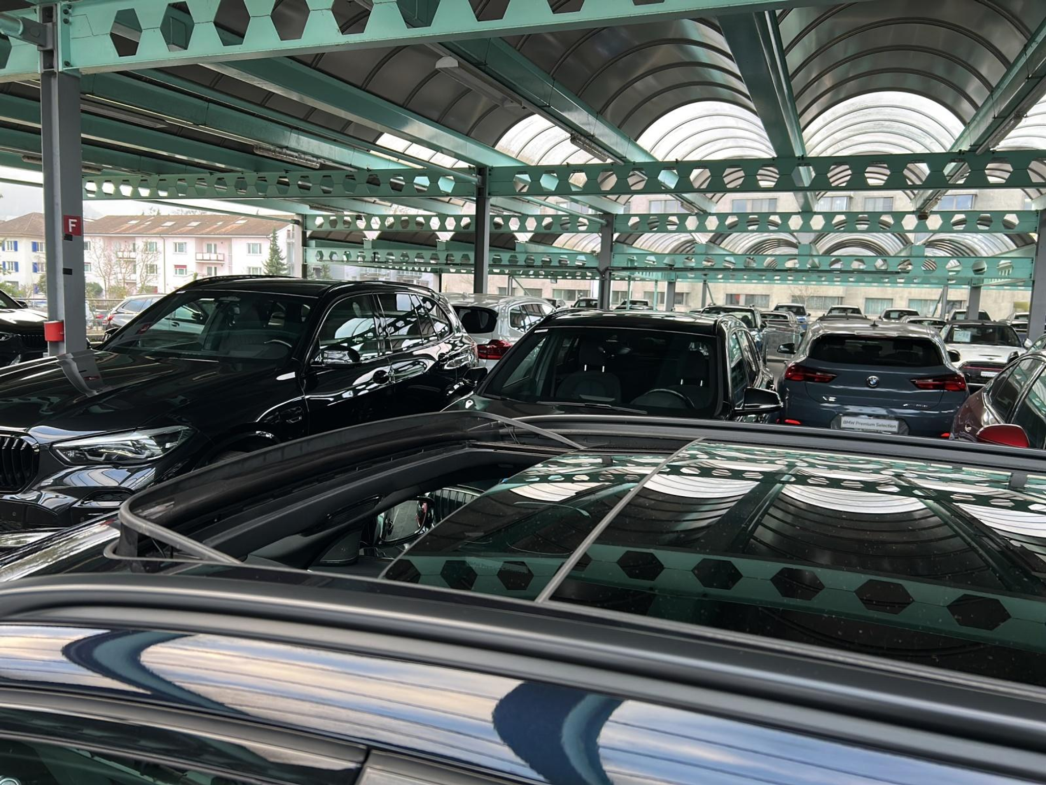 listing desktop thumbnail image 13