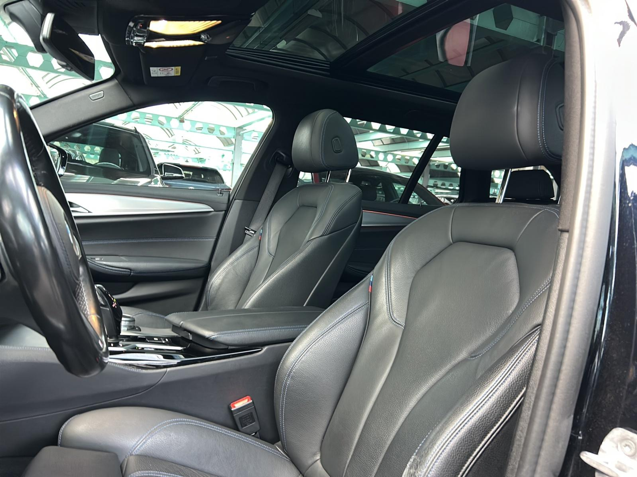 listing desktop thumbnail image 12