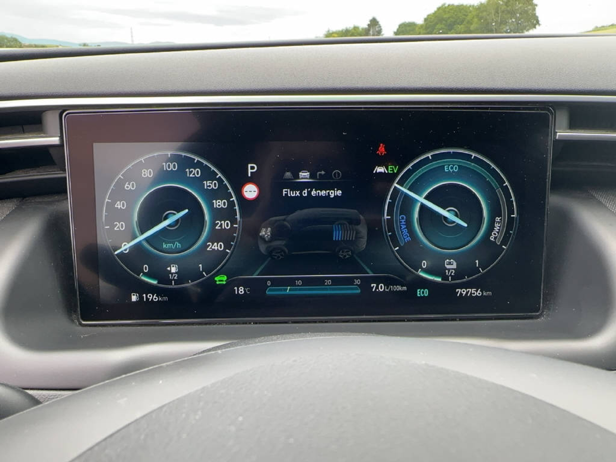 listing desktop thumbnail image 7